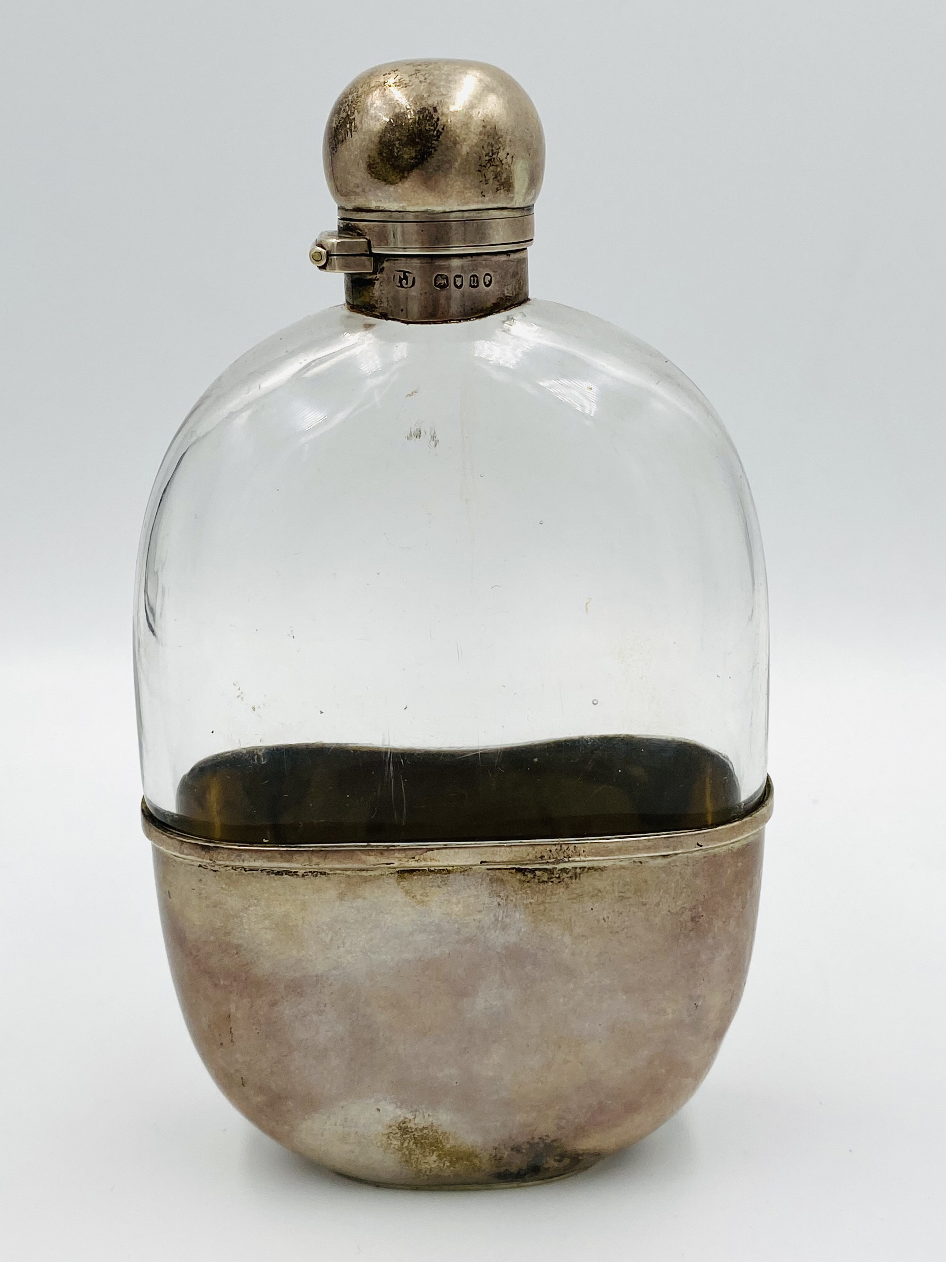 Silver and glass hip flask, London 1875 - Image 2 of 3
