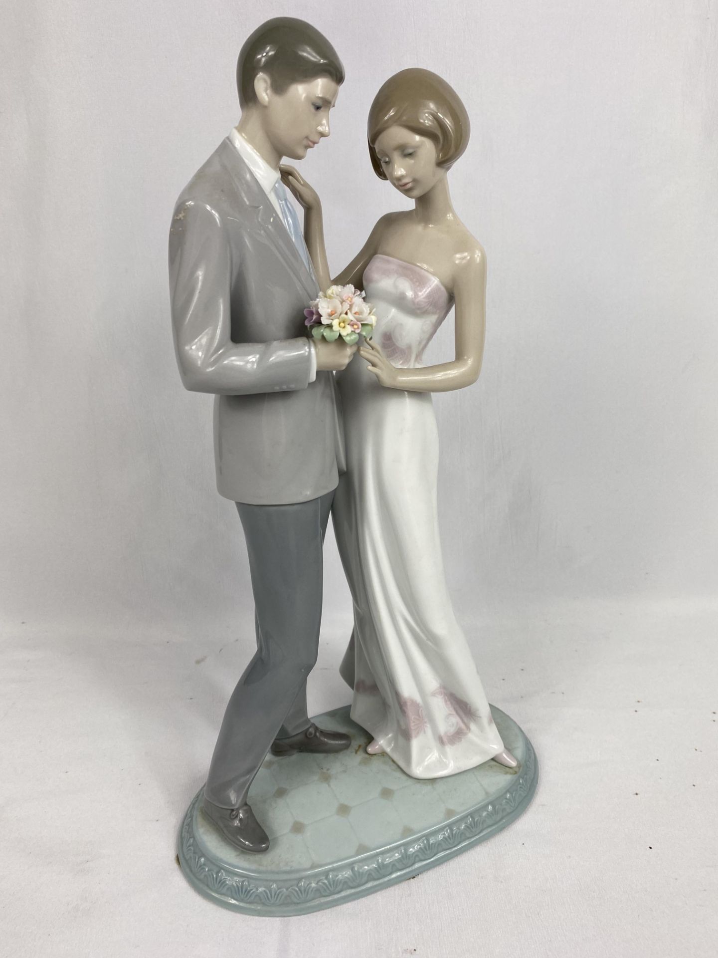 Lladro figurine, Declaration of Love - Image 2 of 5