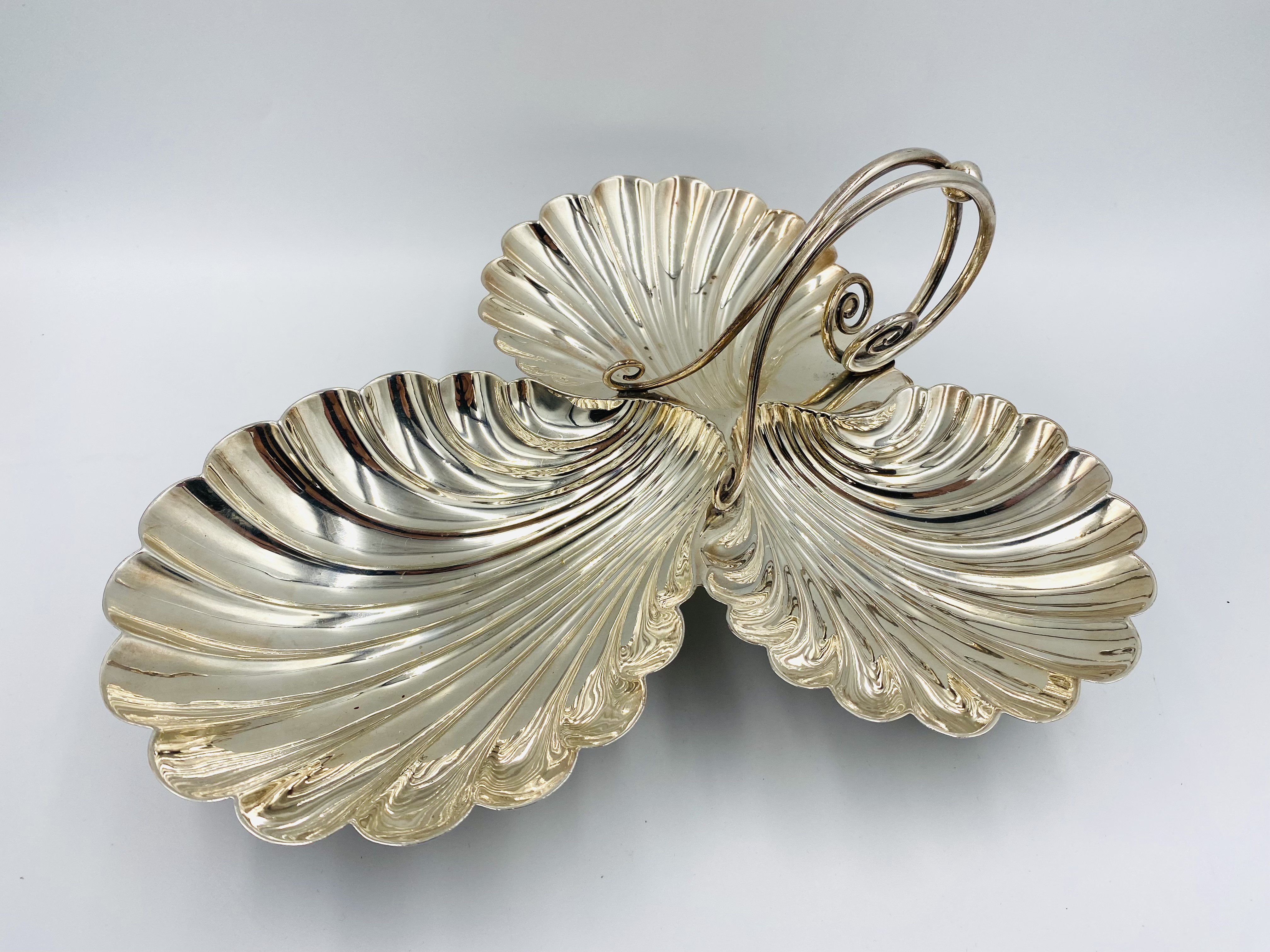 Elkington & Co silver plate bon bon dish - Image 2 of 5