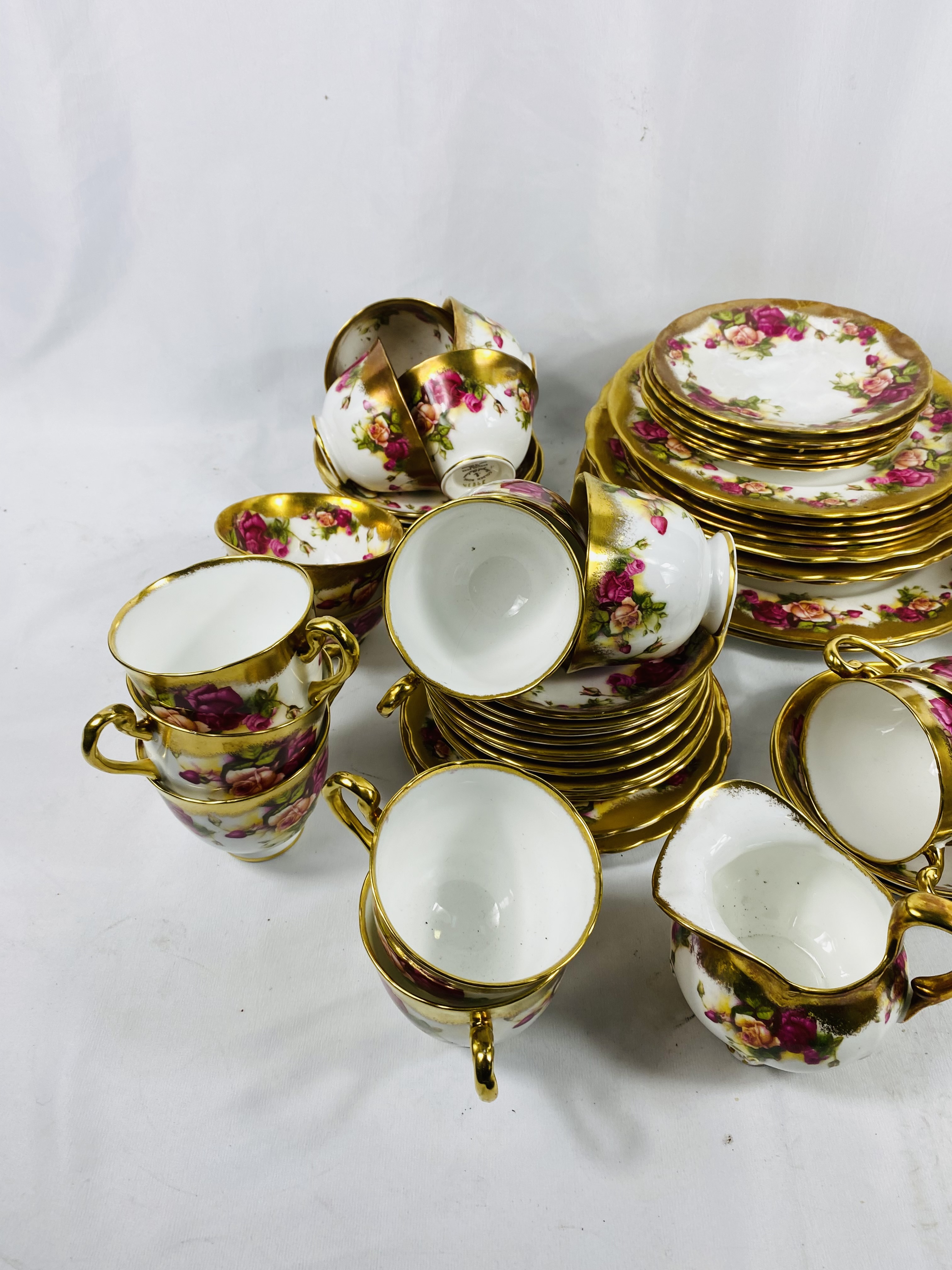 Royal Chelsea Golden Rose part dinner and tea set - Image 3 of 6