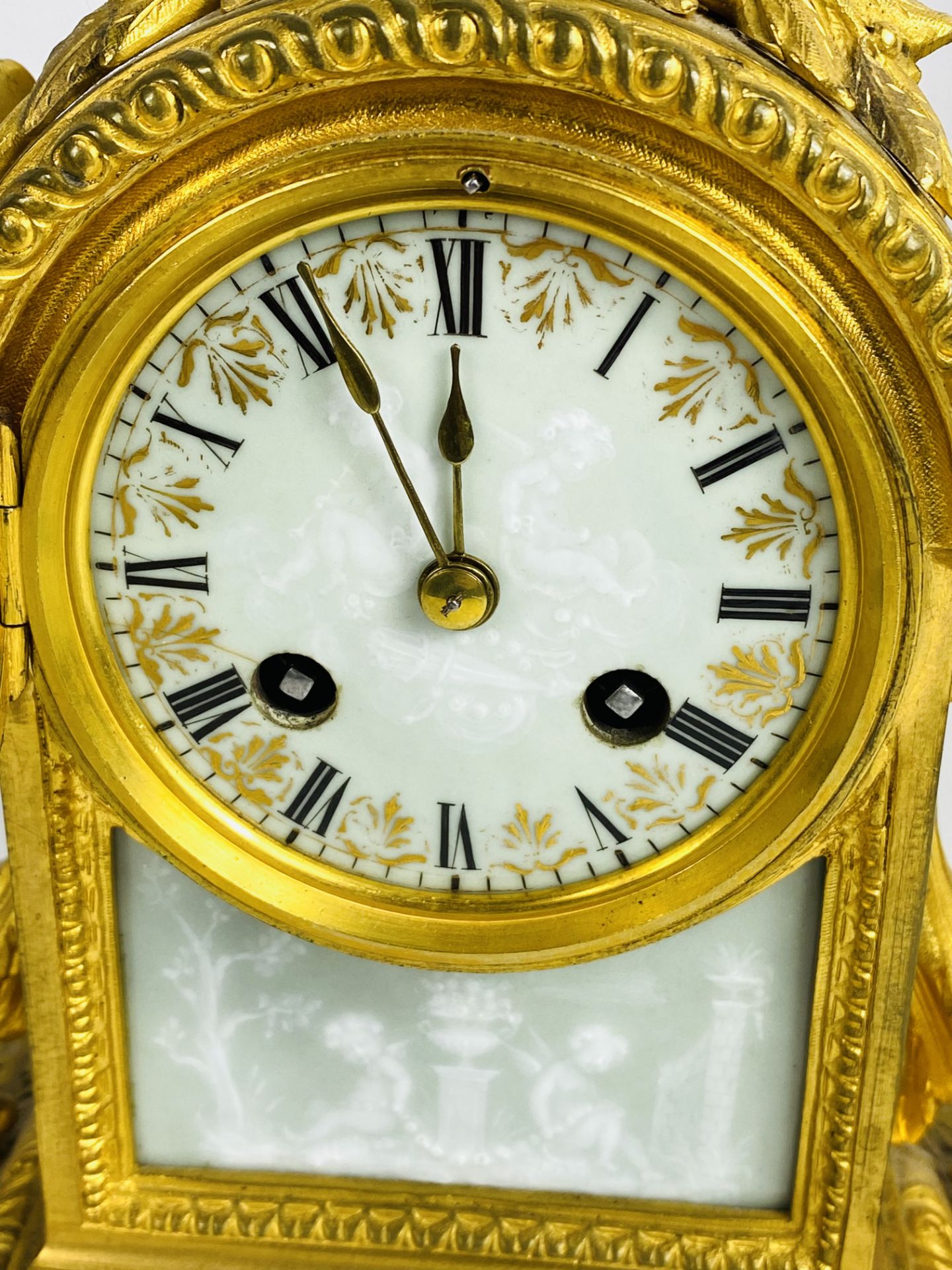 French ormolu mantel clock - Image 4 of 4