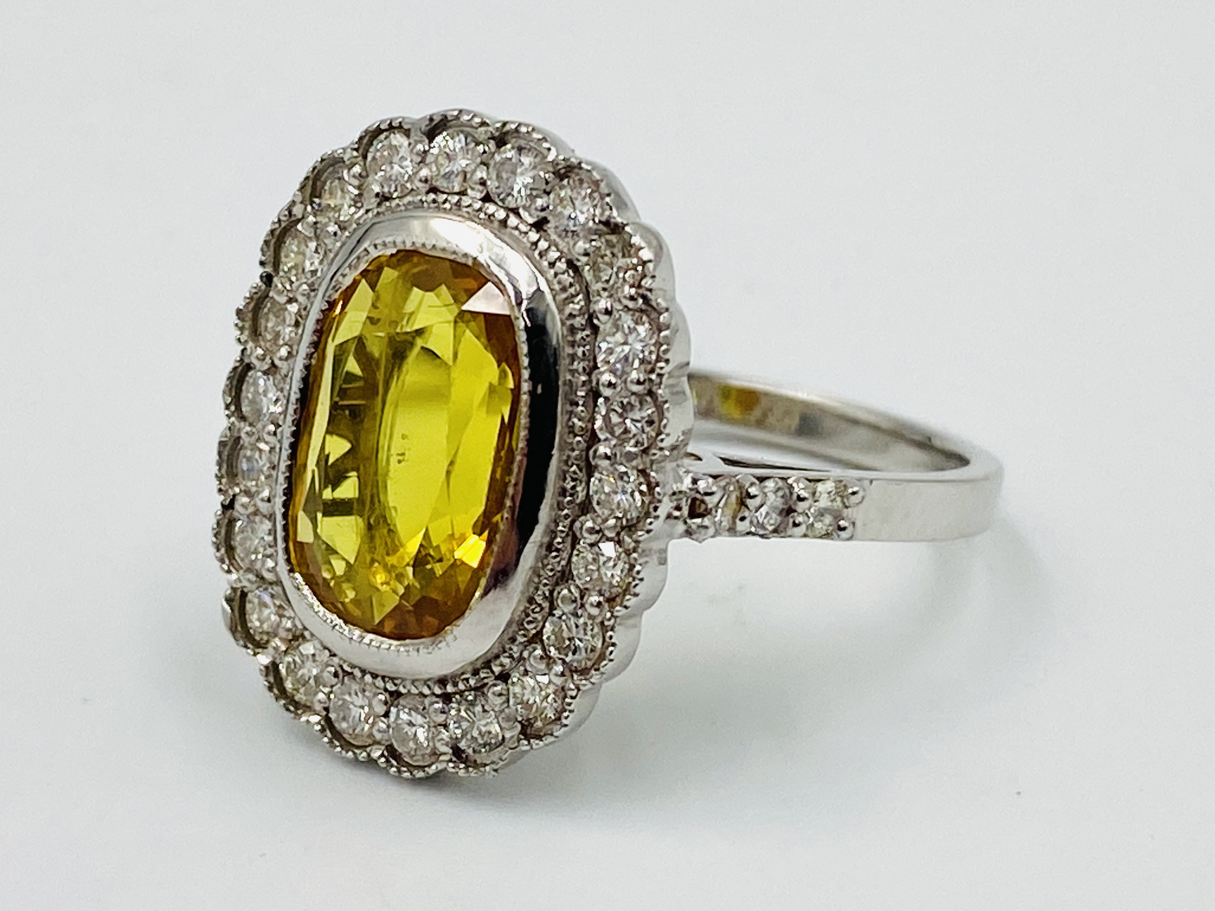 18ct white gold, yellow sapphire and diamond ring - Bild 2 aus 4