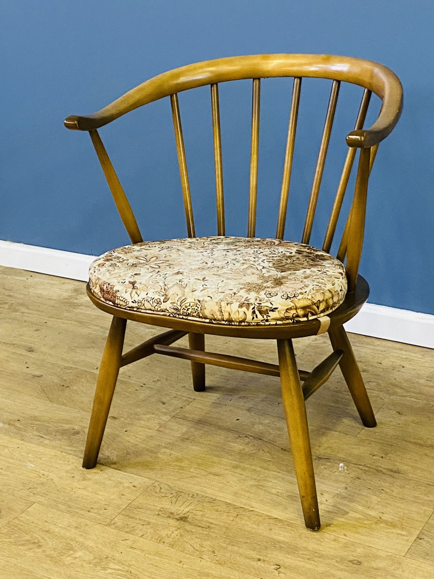 Ercol spindle back armchair - Image 2 of 4