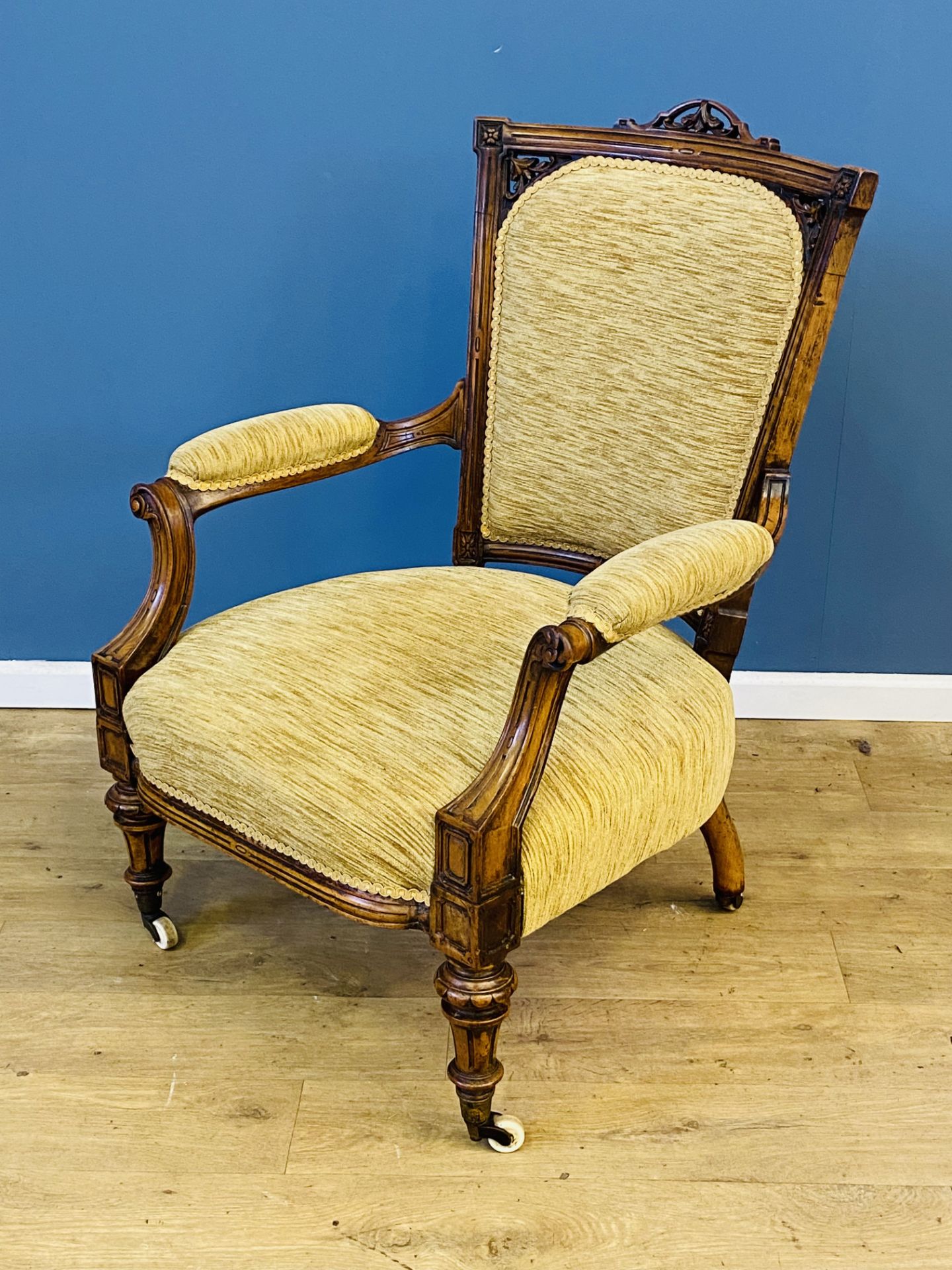 Victorian mahogany upholstered open armchair - Image 2 of 4