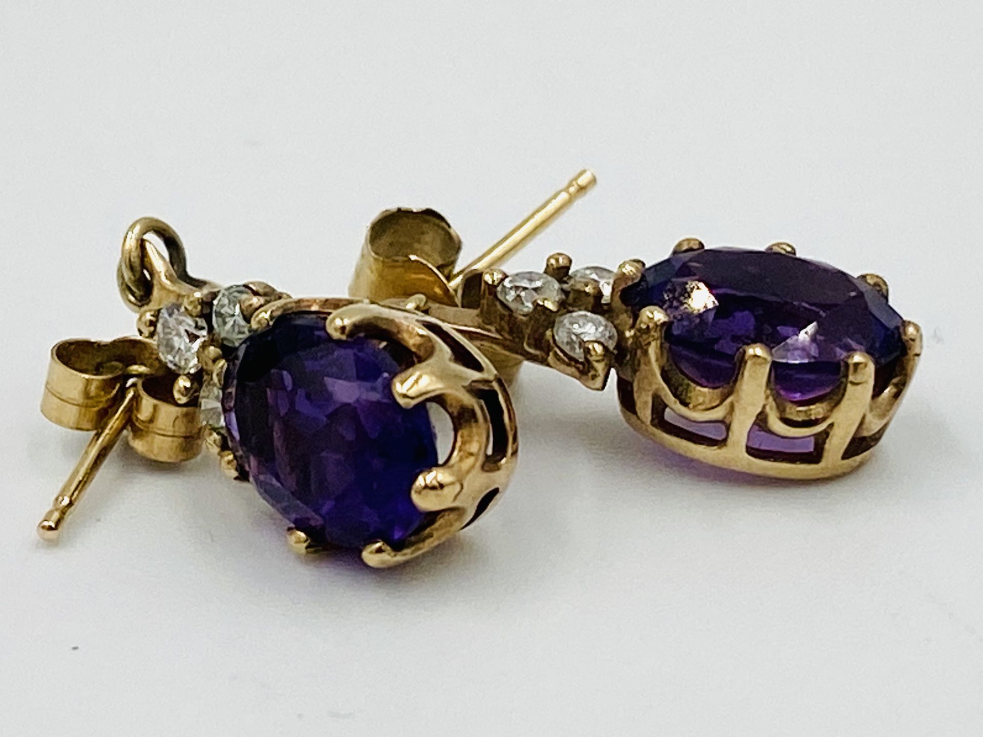 9ct gold and amethyst pendant and chain, a pair of gold, amethyst and diamond earrings - Image 3 of 5