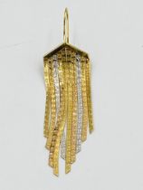 18ct gold three colour drop earring