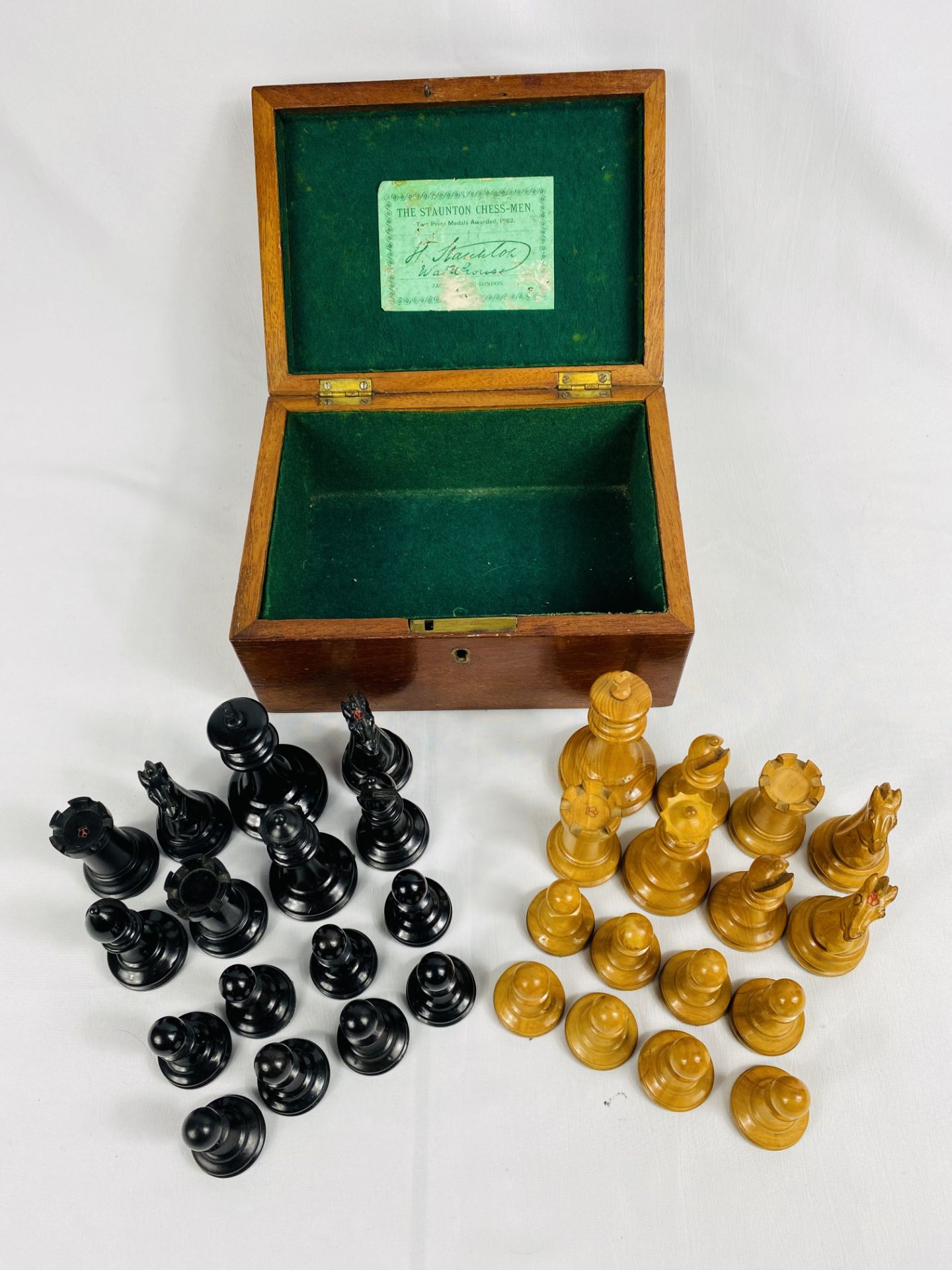 Jacques and Son Staunton style chess set - Image 2 of 6