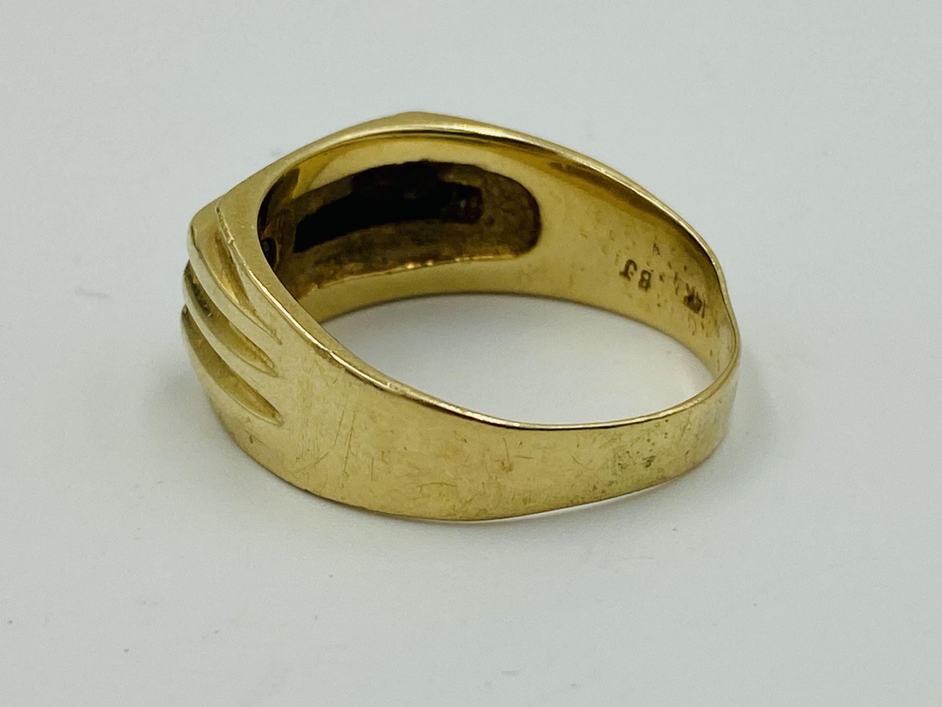 14ct gold ring, set with a diamond - Image 3 of 4