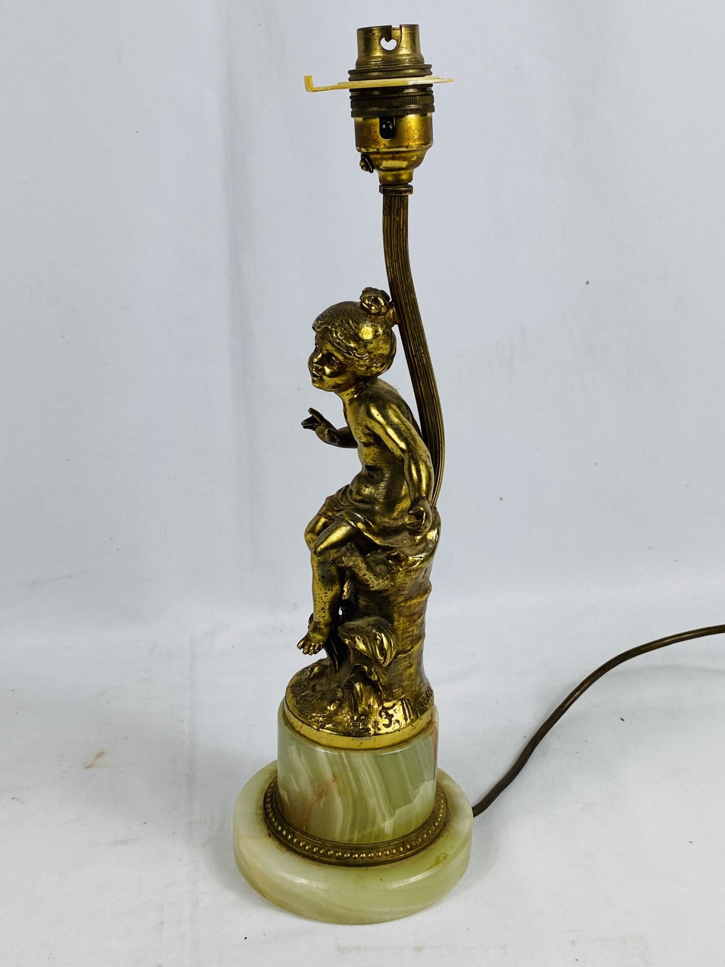 Gilt brass table lamp on onyx base - Image 3 of 4