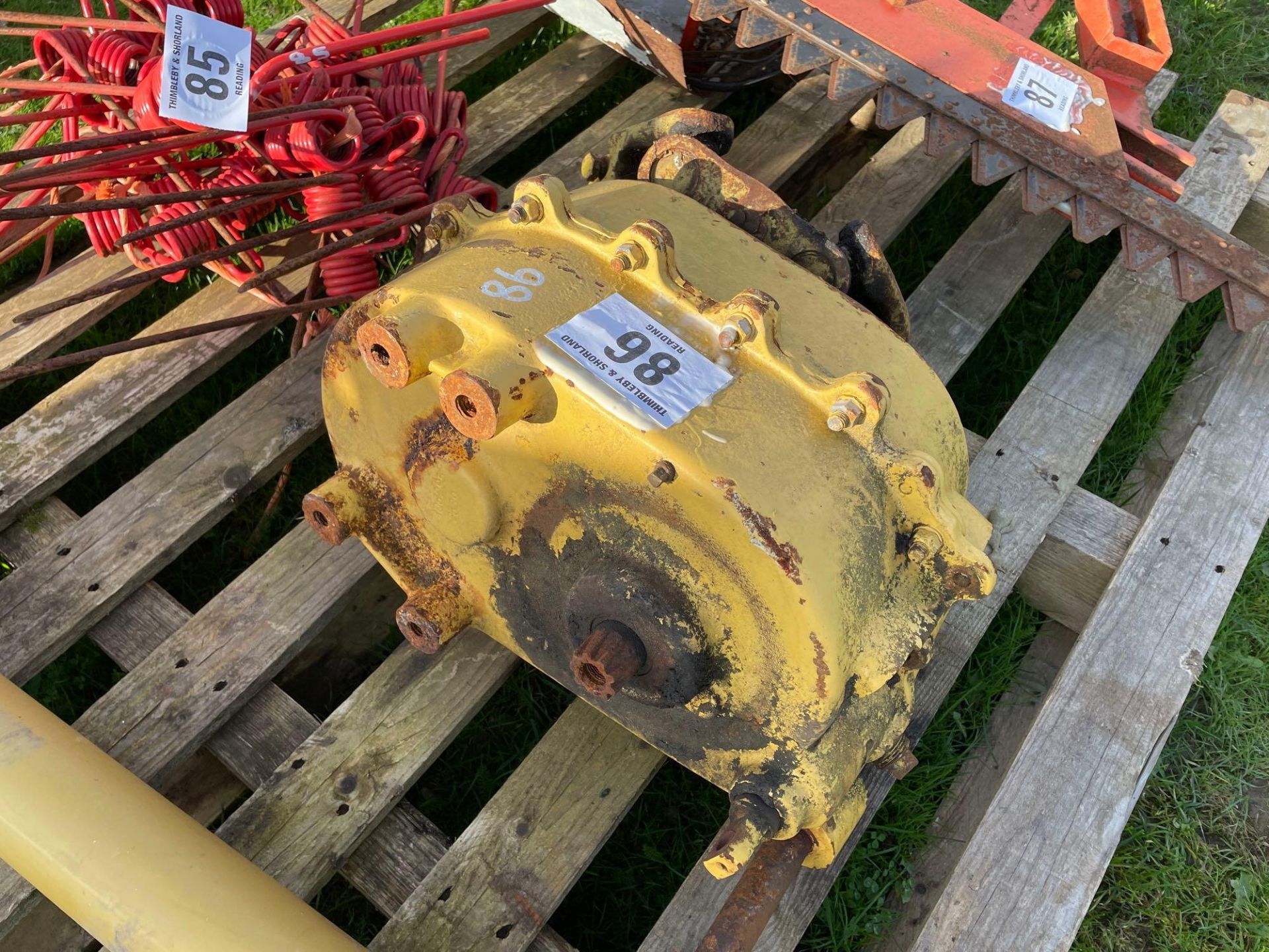 New Holland forager gearbox - Image 2 of 2