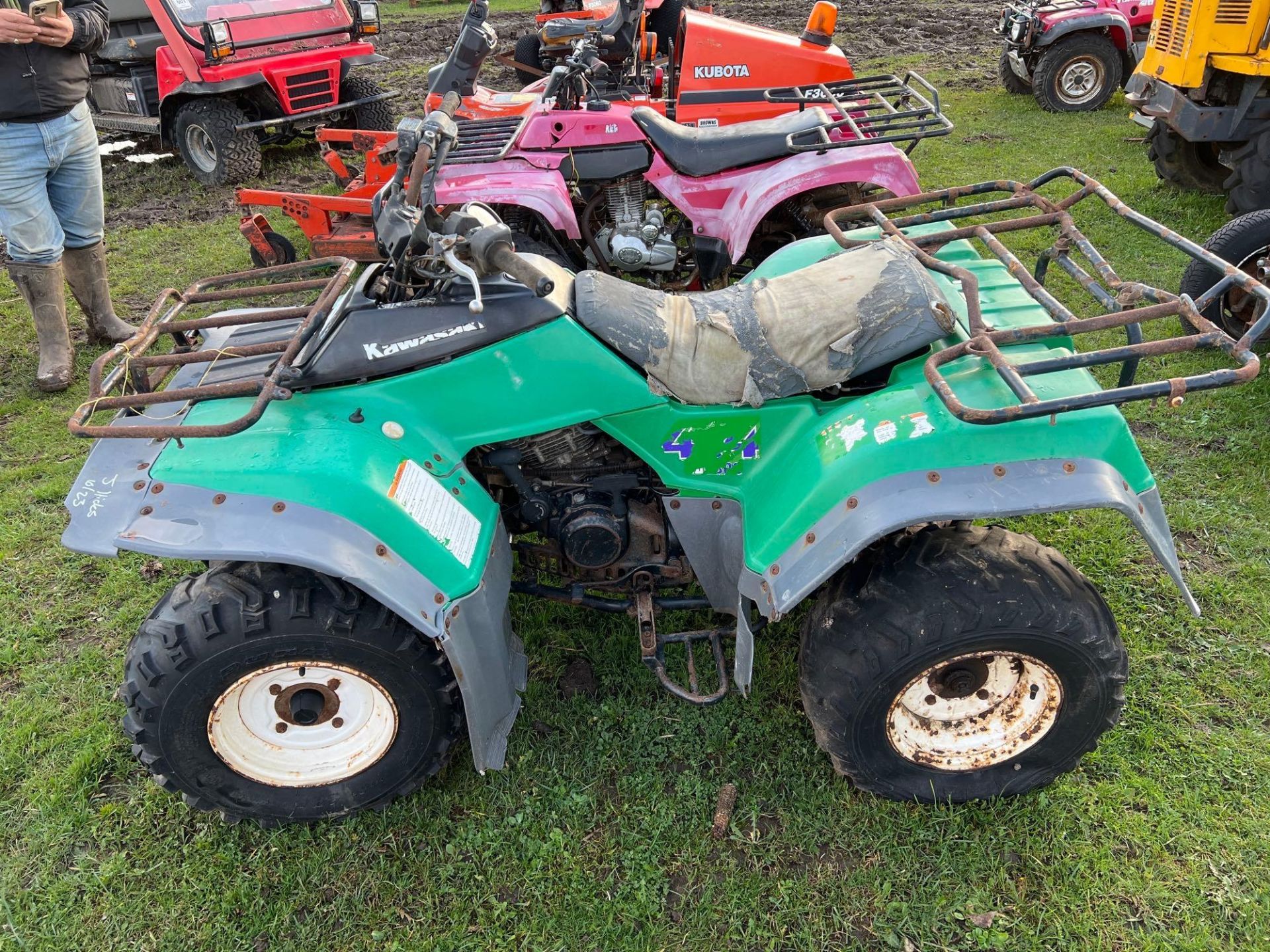 Kawasaki 4x4 quad bike - Bild 2 aus 6