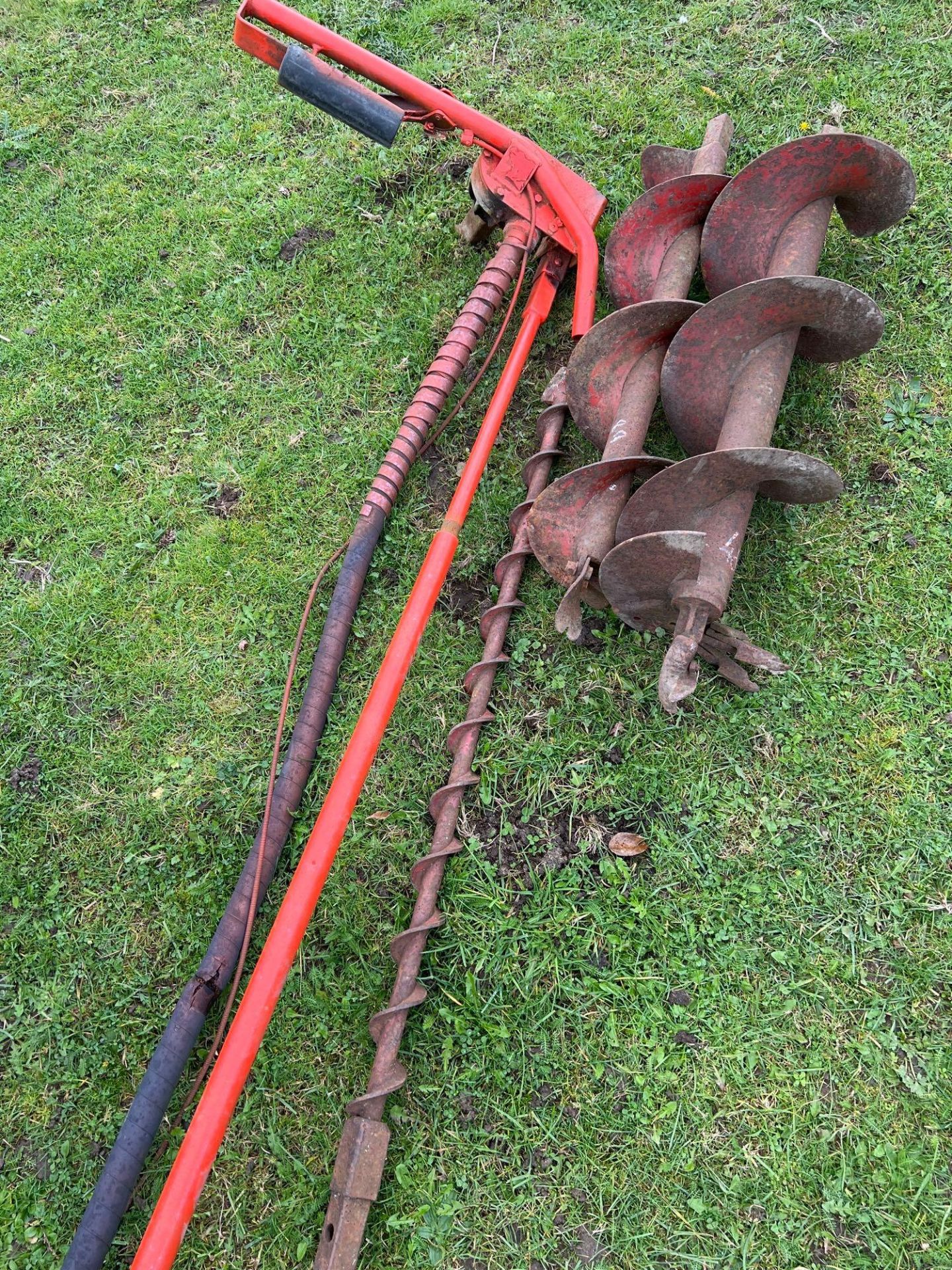 Petrol post hole auger - Image 3 of 5