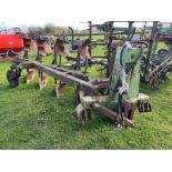 Dowdeswell 5 furrow reversible plough