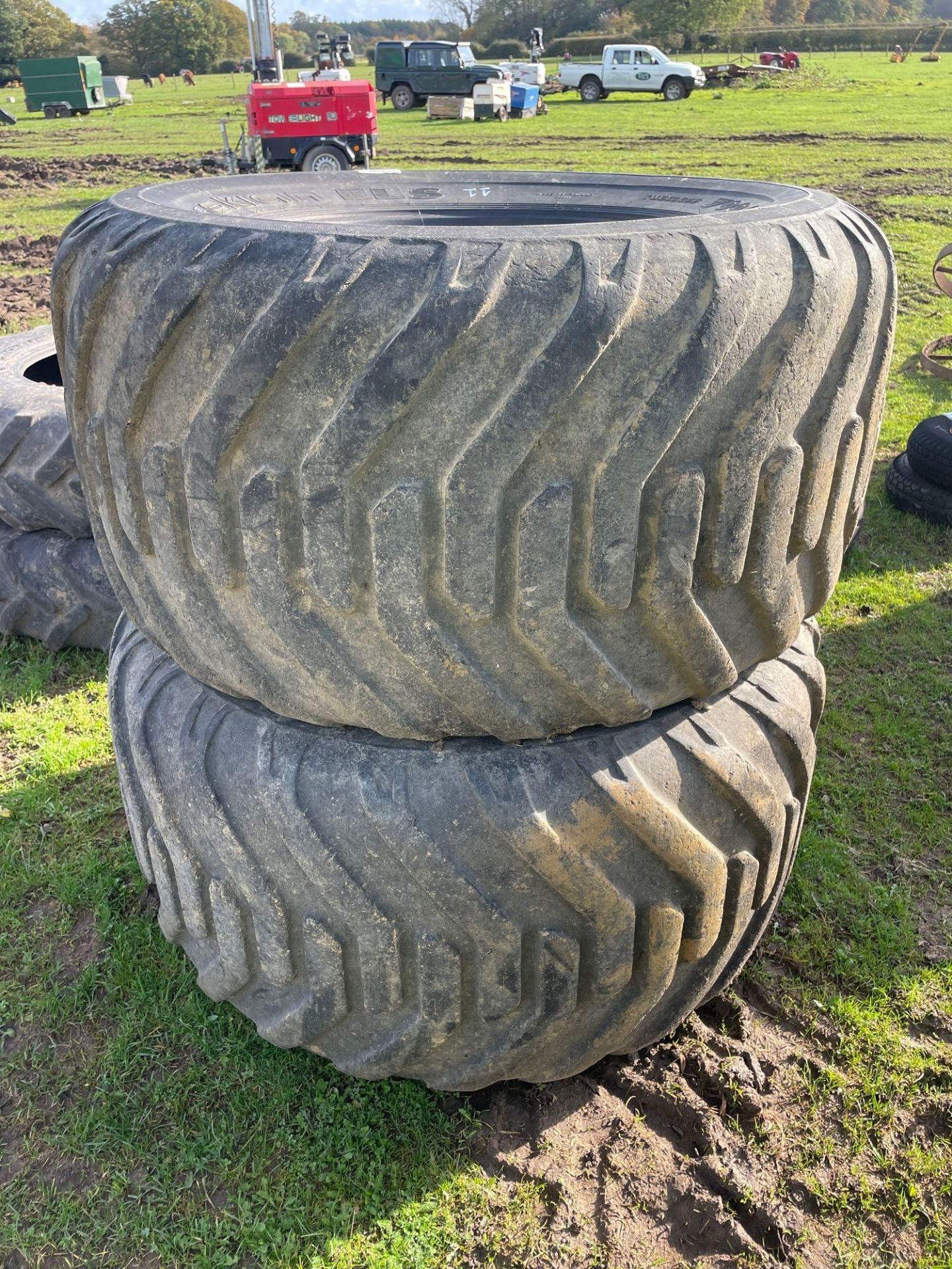 Pair of 700/50 R26.5 tyres - Image 2 of 4