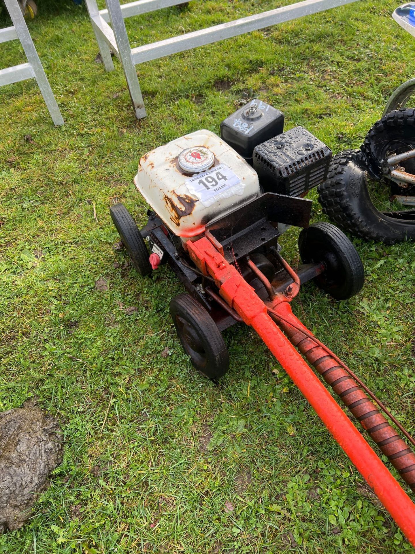 Petrol post hole auger - Image 5 of 5