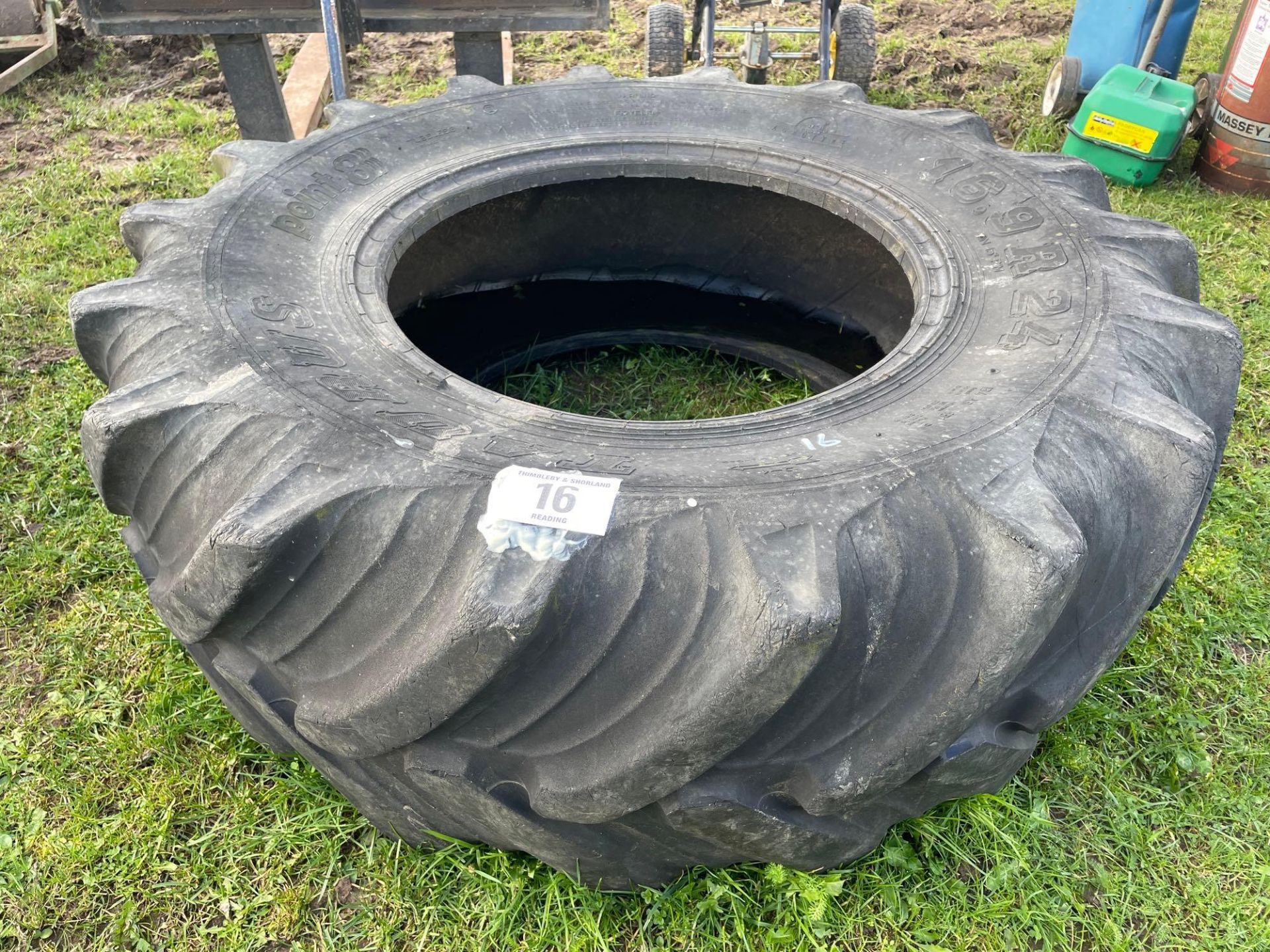 16.9 R24 tyre