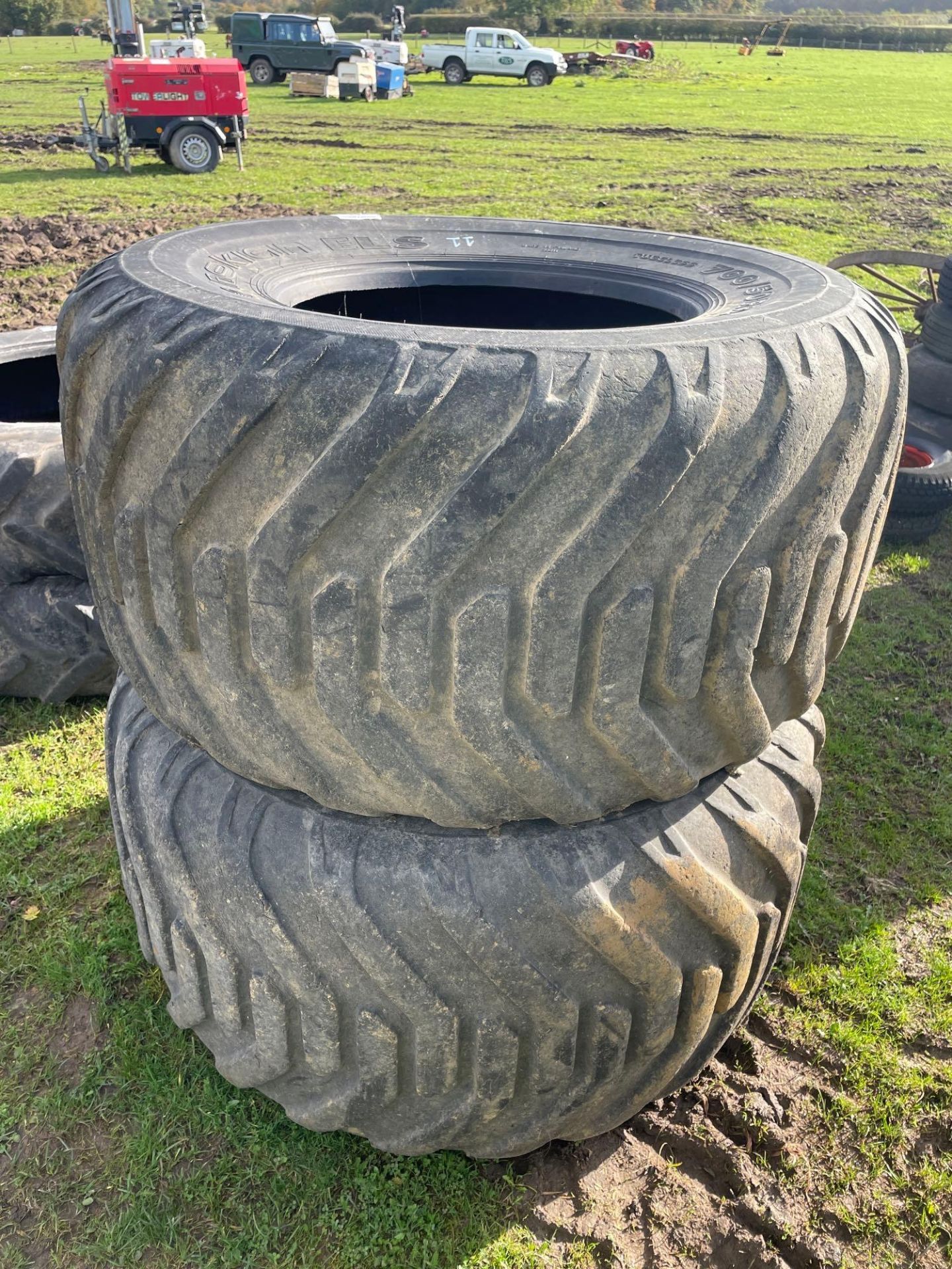 Pair of 700/50 R26.5 tyres - Image 4 of 4