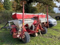 Kverneland fixed row maize drill (2010)