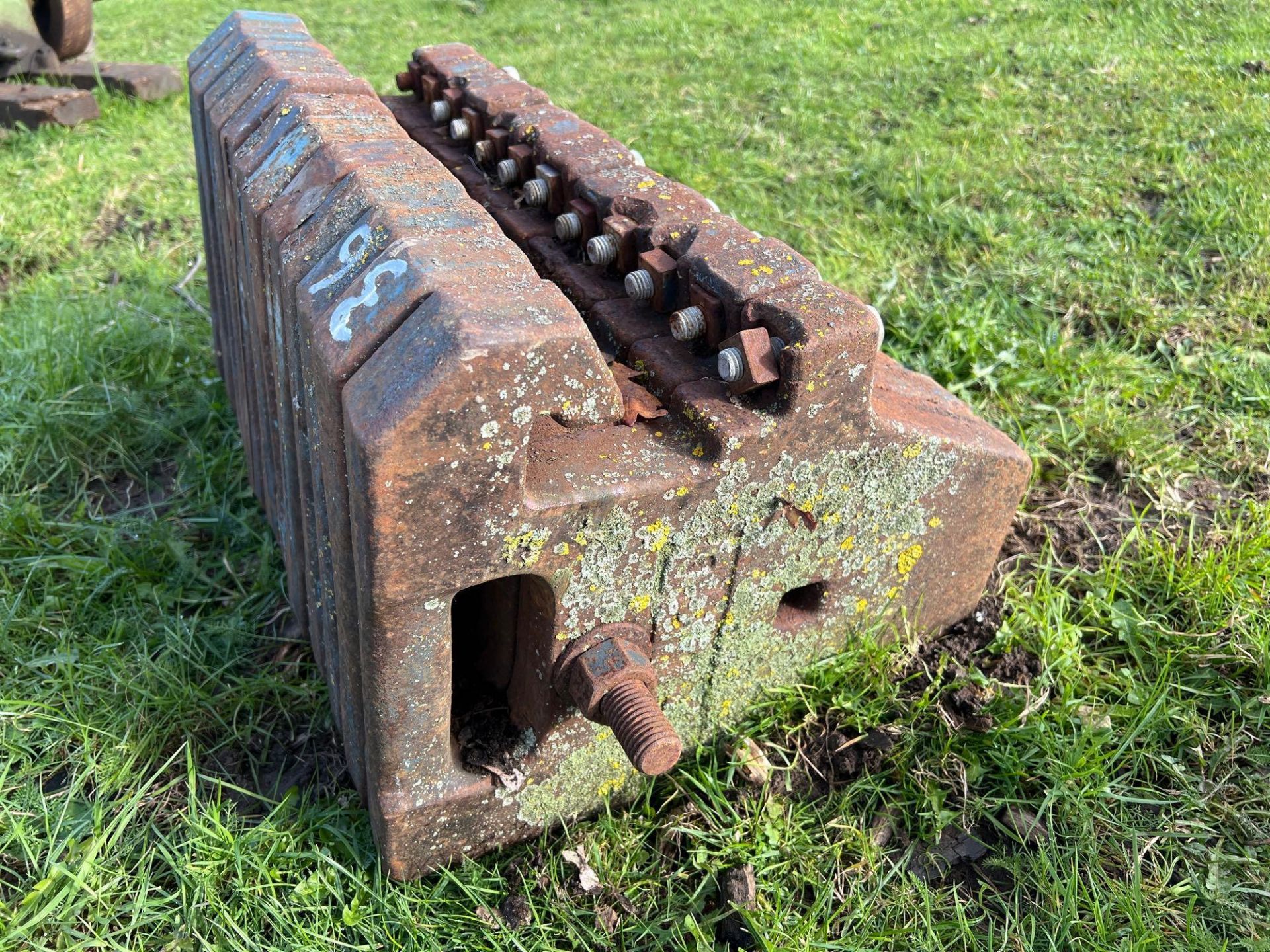 Ford tractor weights - Image 2 of 2