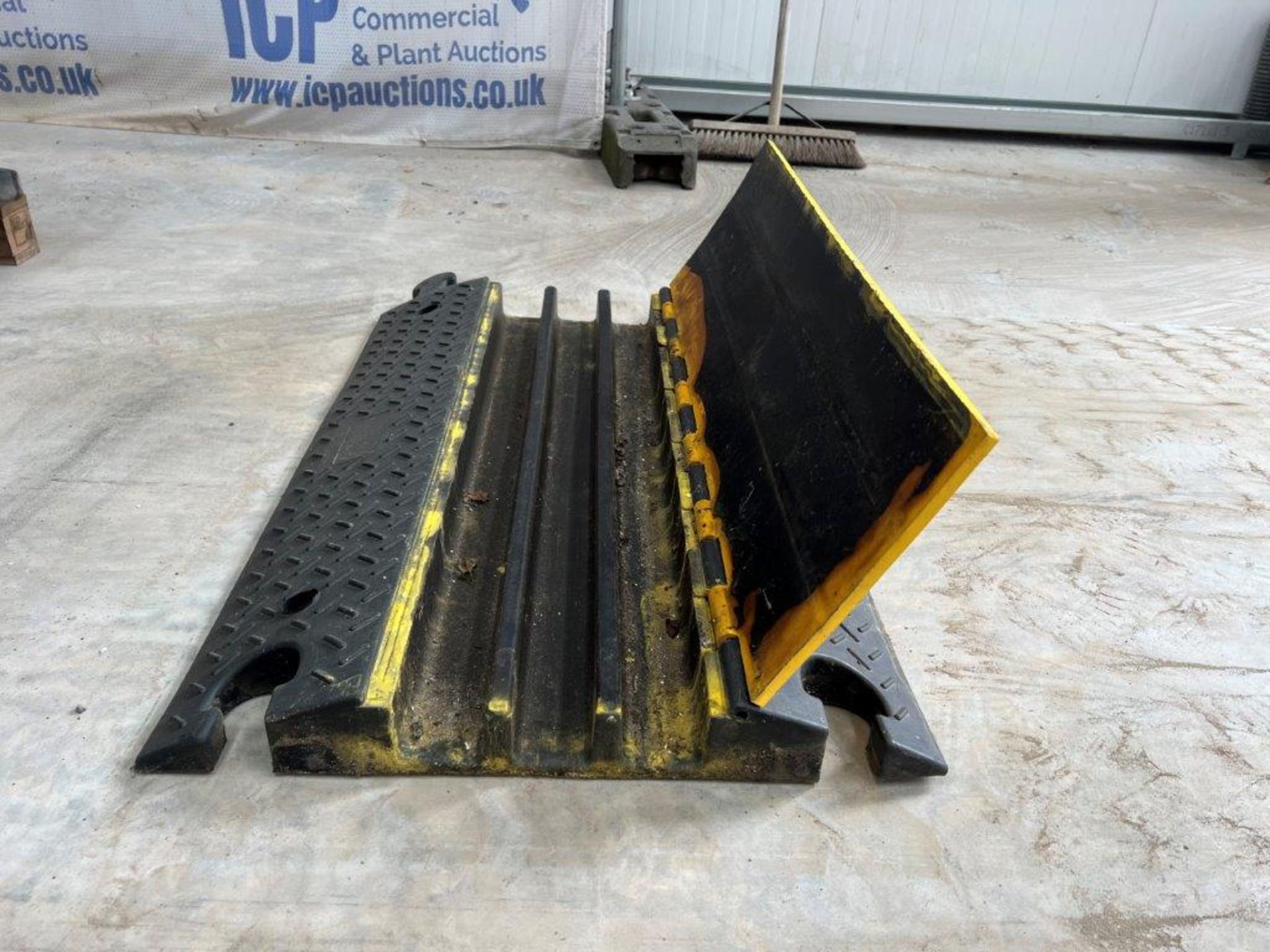 20 - Heavy Duty External Cable Guards, 3 channel - 1000mm x 600mm x 90mm approx. - Image 6 of 6