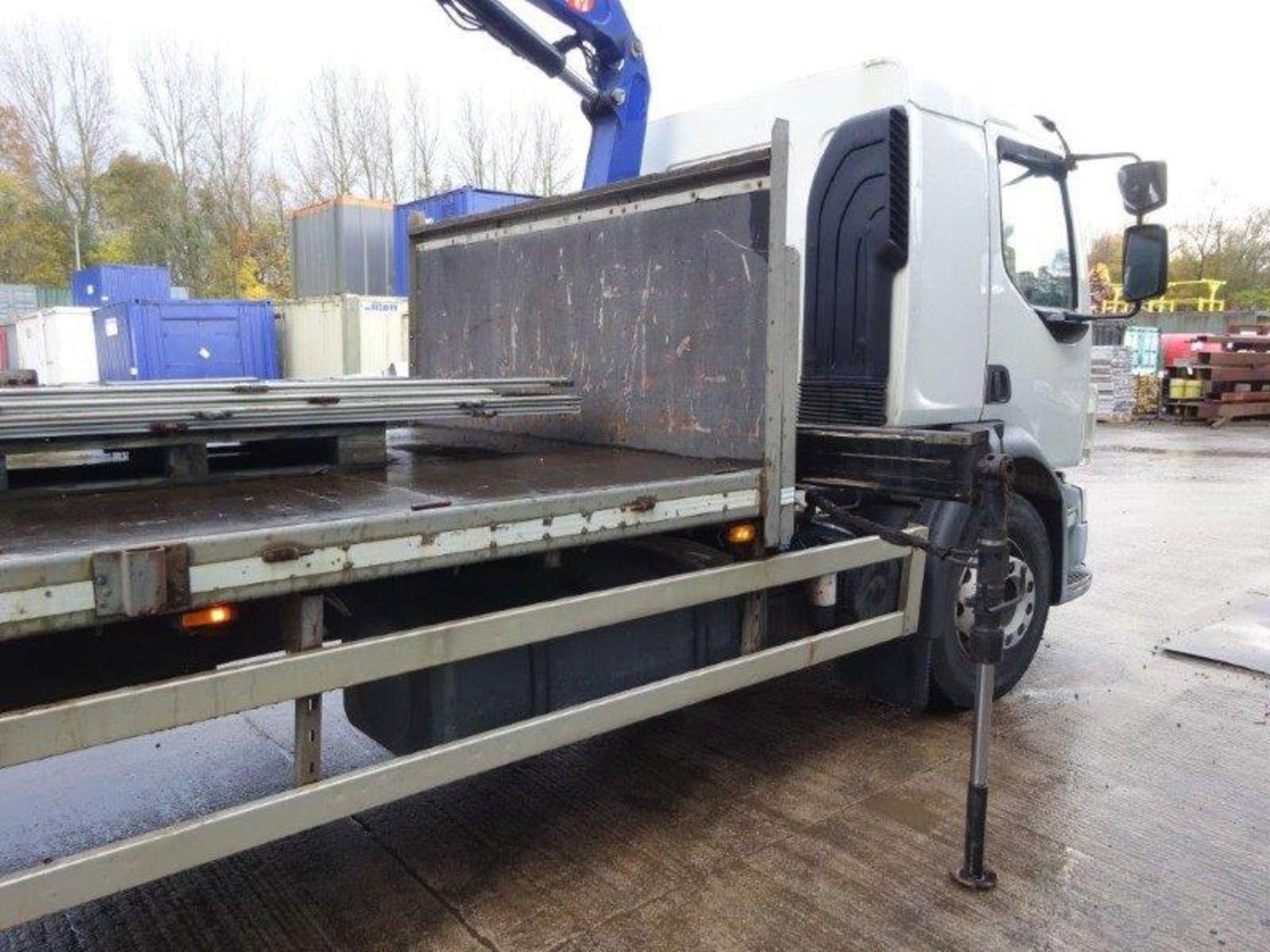 Volvo FL240 Auto, Dropside Flat 23.5ft with a 2017 PM 6022 Crane mounted - Image 14 of 50