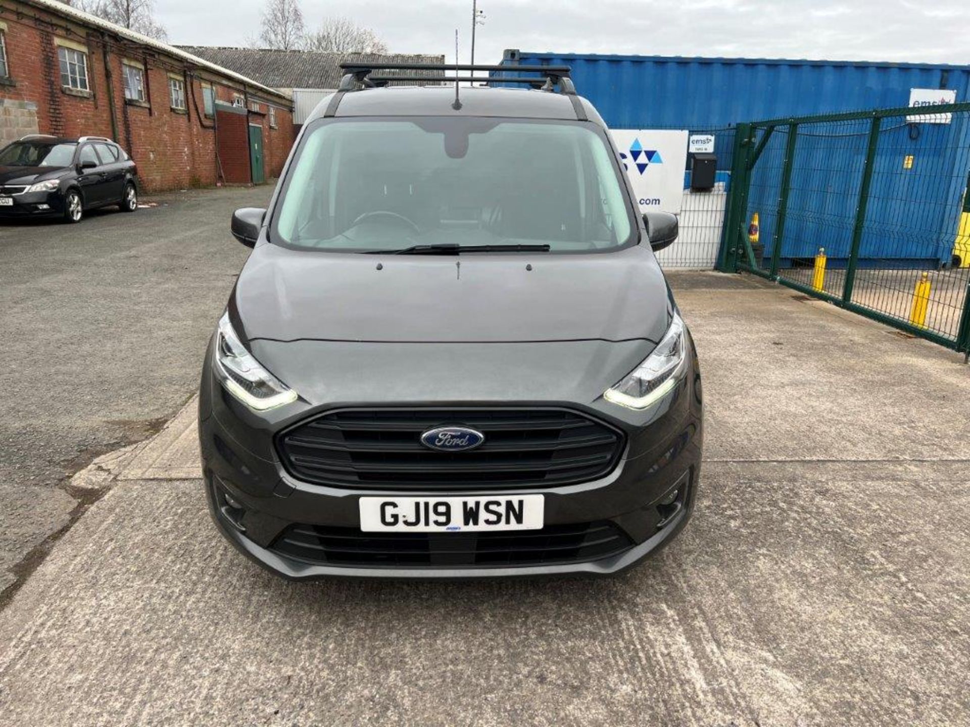Ford Transit Connect 200 LTD TDCI Auto, Euro 6, 2019, facelift dash/screen - Image 2 of 16
