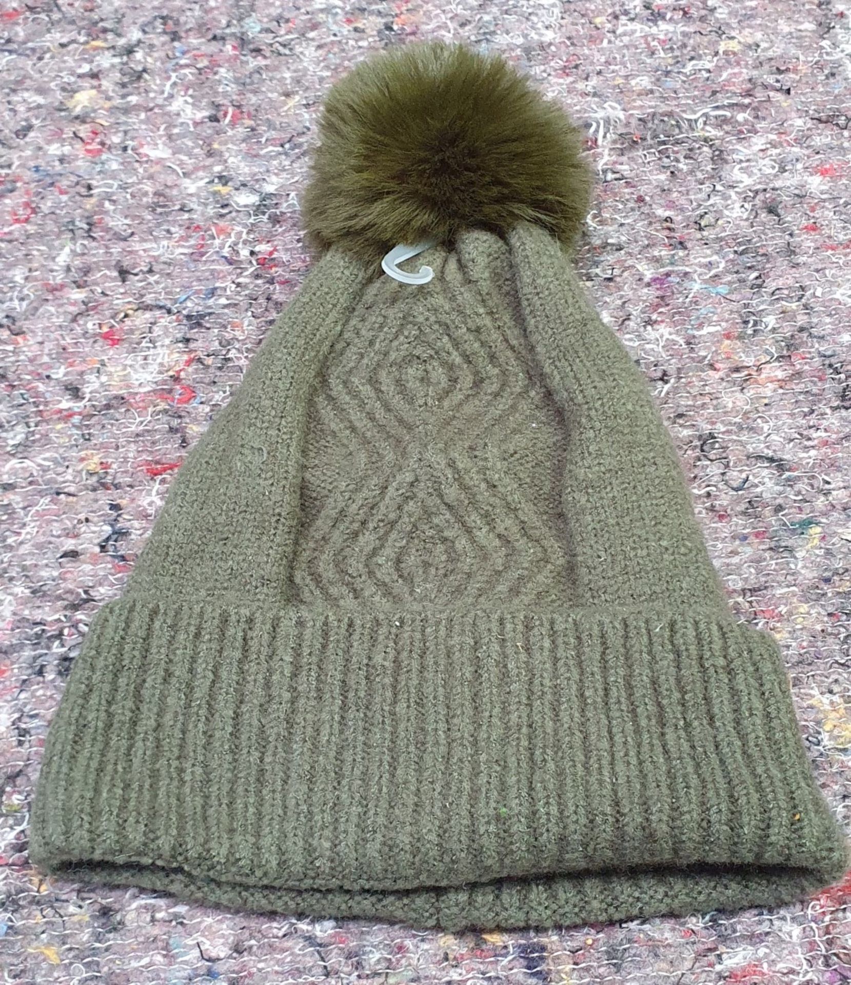 13 x Assorted Bobble Hats and Woolly Gloves by From The Source - New Stock - Ref: TCH236 - CL840 - - Image 2 of 24