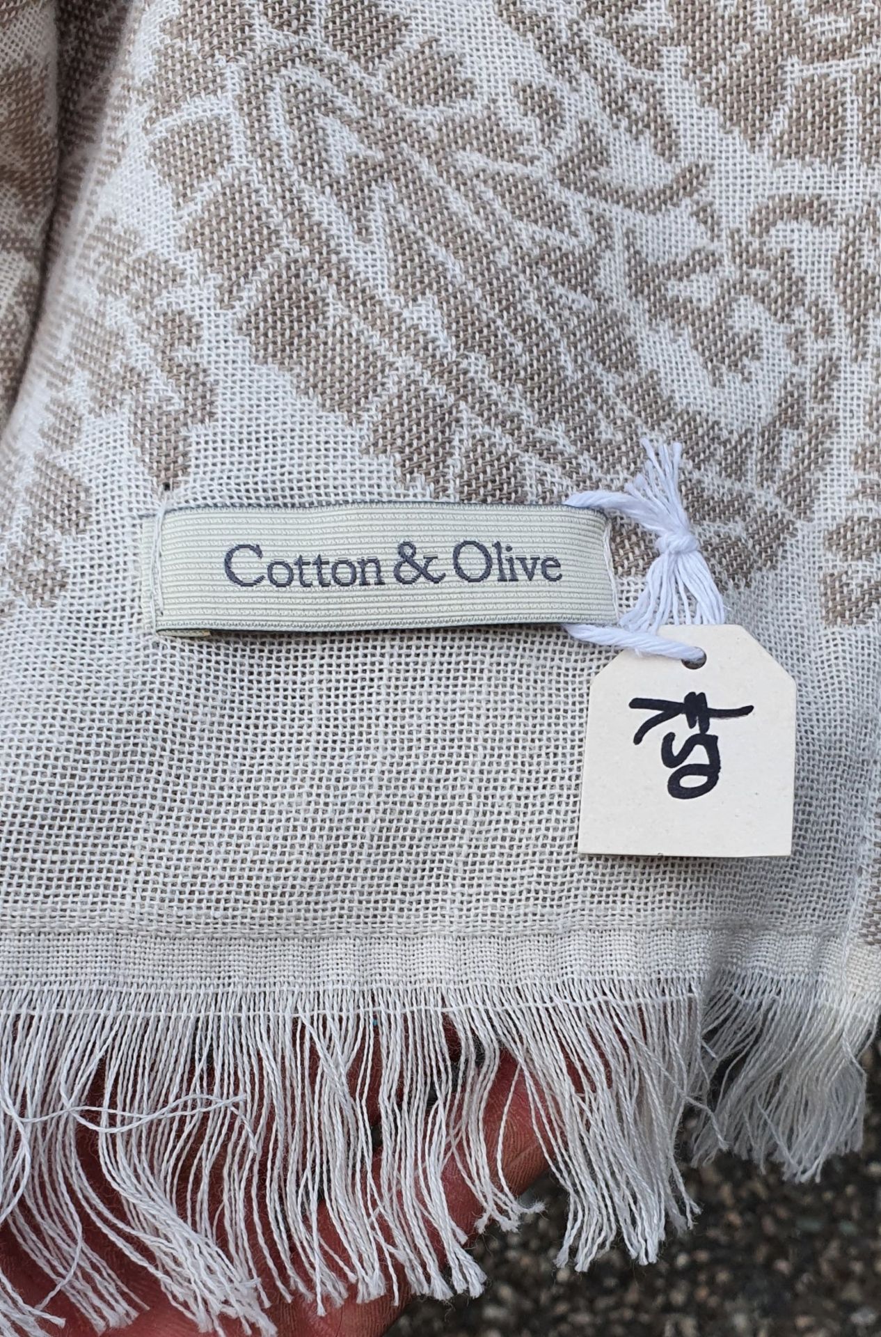 1 x Cotton & Olive Bedspread / Throw - Approx 2m in Length - New Unused Stock - Ref: TCH269B - CL840 - Image 3 of 4