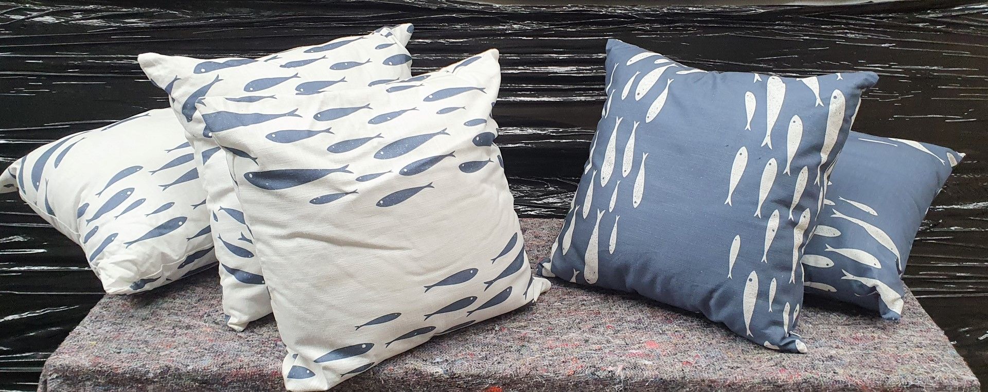 12 x Assorted Scatter Cushions by Seakiss - Approx Size 40 x 40 cms - New Stock - Ref: TCH268 -