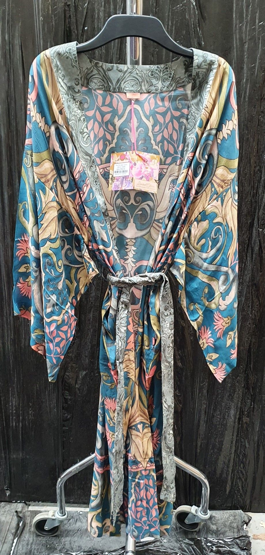 3 x Powder Kimono Style Gowns- Folk Art Petal Finish 100% Viscose Fabric - Adult One Size - New - Image 15 of 15