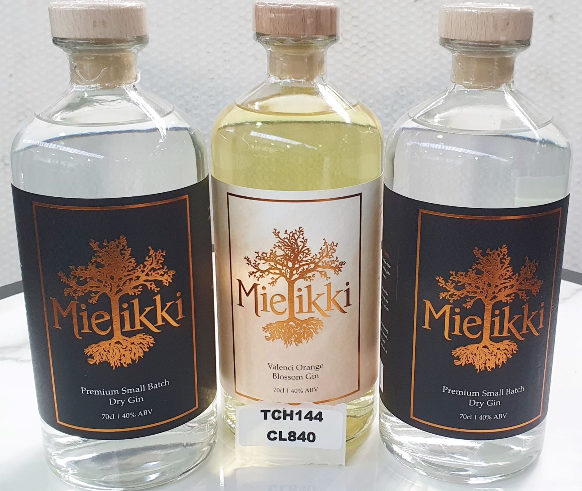 3 x Bottles of 70cl Mielikki Gin - Includes Premium Small Batch Dry Gin and Valenci Orange - Image 4 of 4