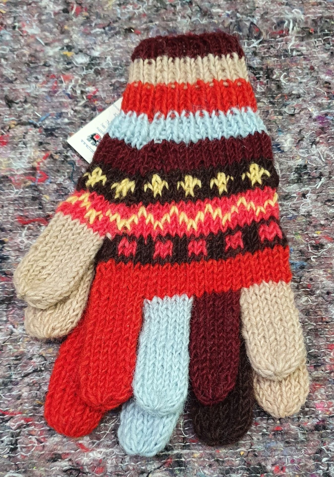 13 x Assorted Bobble Hats and Woolly Gloves by From The Source - New Stock - Ref: TCH236 - CL840 - - Image 23 of 24