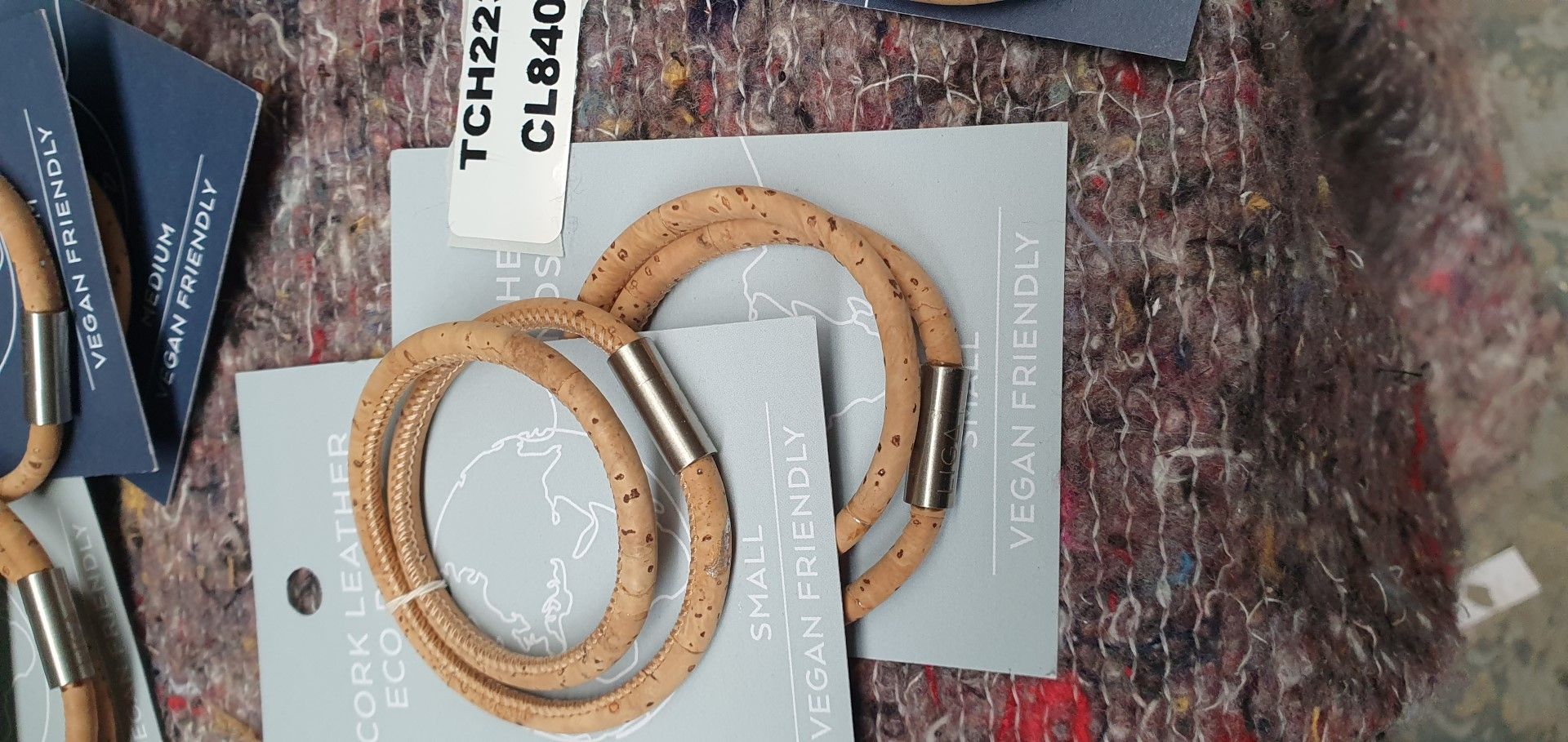 11 x Liga Cork Leather Eco Vegan Friendly Wrist Bands and 4 x Cork Ball Keyrings - New Stock - - Image 2 of 6