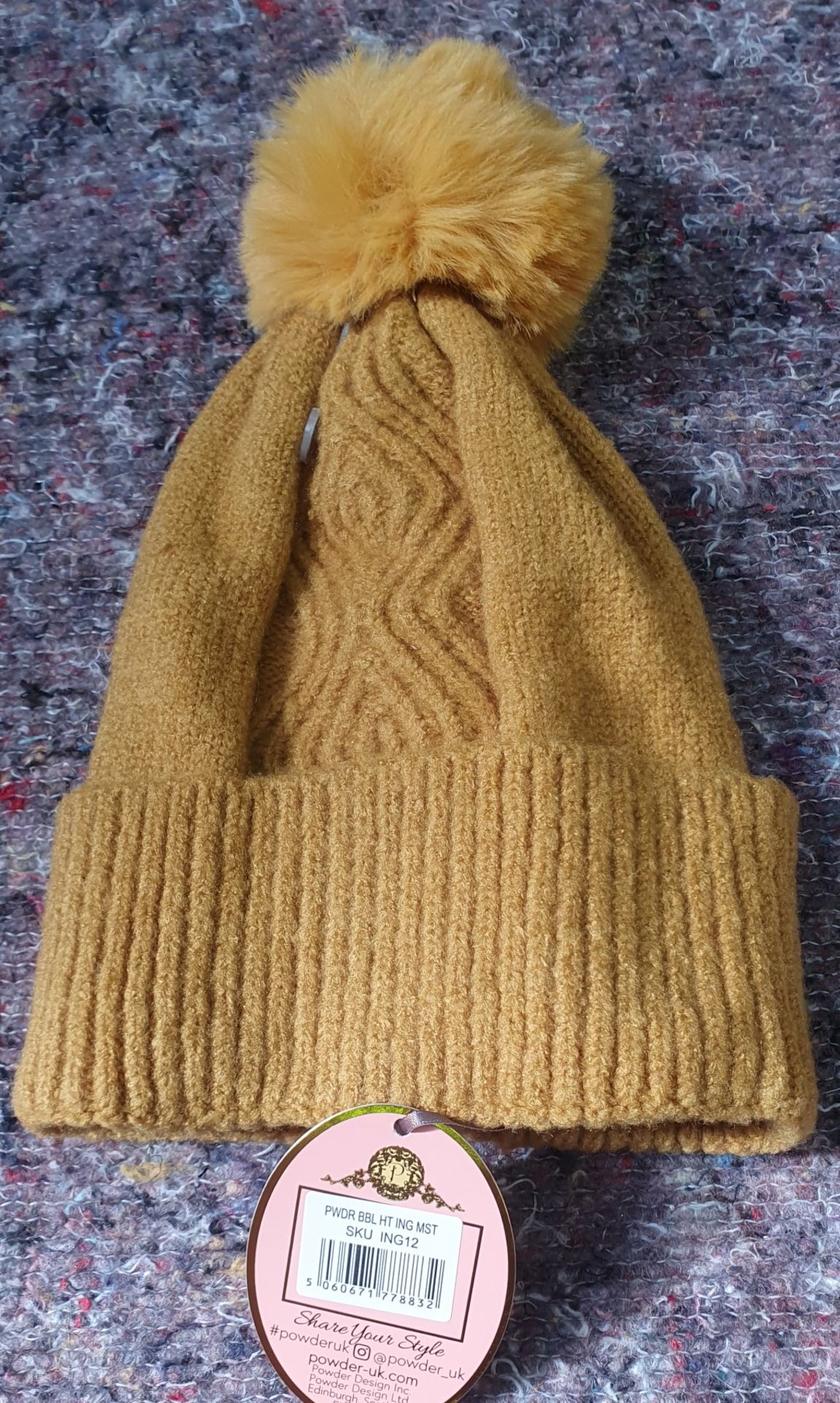 10 x Powder Woolly Bobble Hats and Velvet Gloves With Woolly Cuffs - New Stock - Ref: TCH242 - CL840 - Image 15 of 17