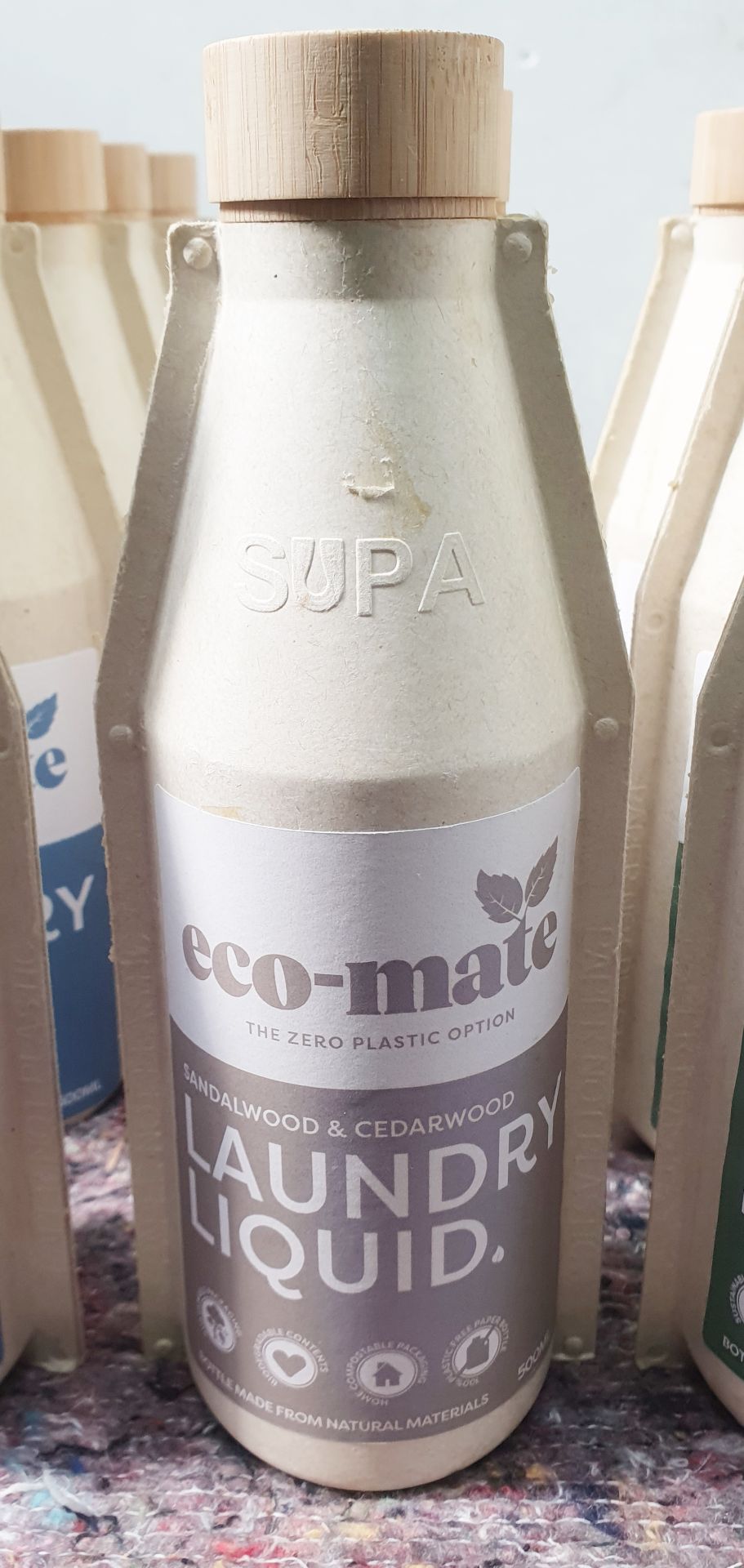 15 x Eco Mate Zero Plastic 500ml Laundry Liquids - Various Scents Included - New Stock - RRP £75 - - Image 4 of 11