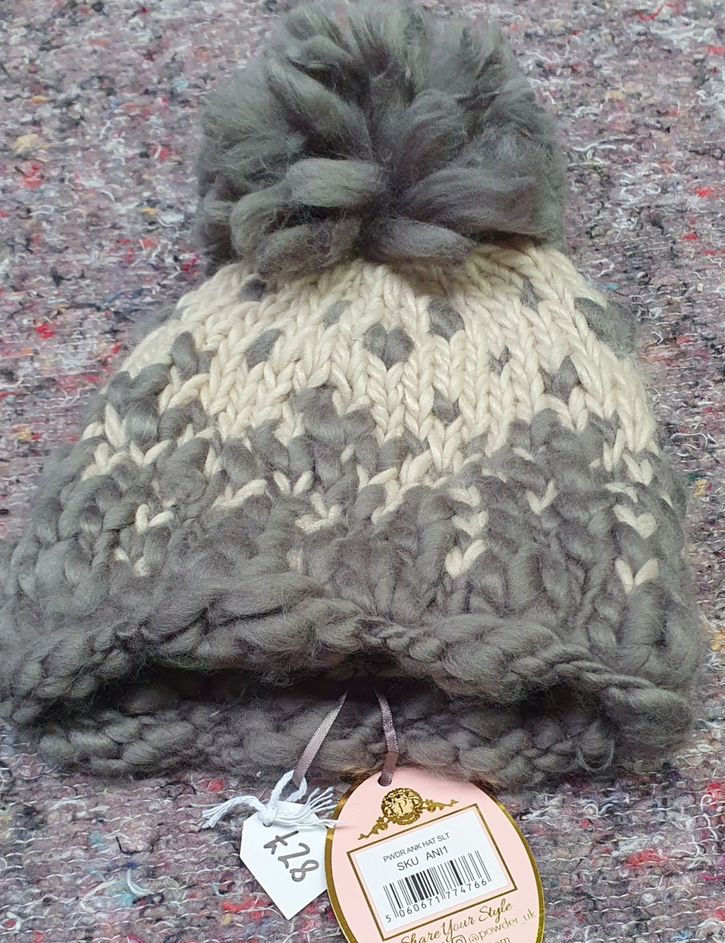 13 x Assorted Bobble Hats and Woolly Gloves by From The Source - New Stock - Ref: TCH236 - CL840 - - Image 7 of 24
