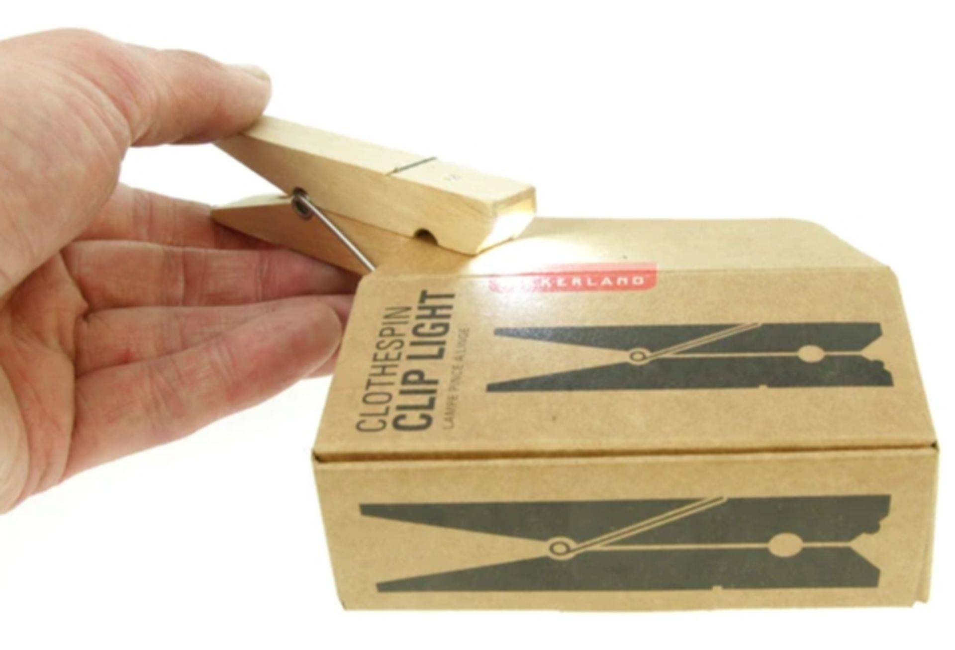 8 x Kikkerland Wooden Clothespin LED Clip On Peg Lights - New Boxed Stock - RRP £80 - Ref: - Image 6 of 6