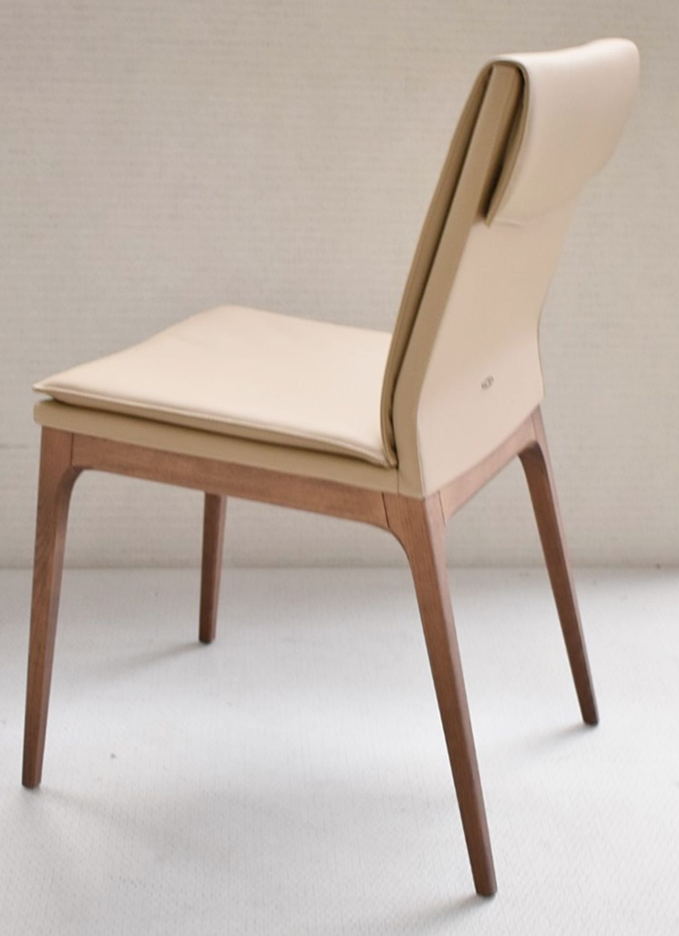 1 x CATTELAN ITALIA 'Sofia' Leather Upholsted Designer Chair - Original RRP £520.00 - Ref: 4934658/ - Image 5 of 9
