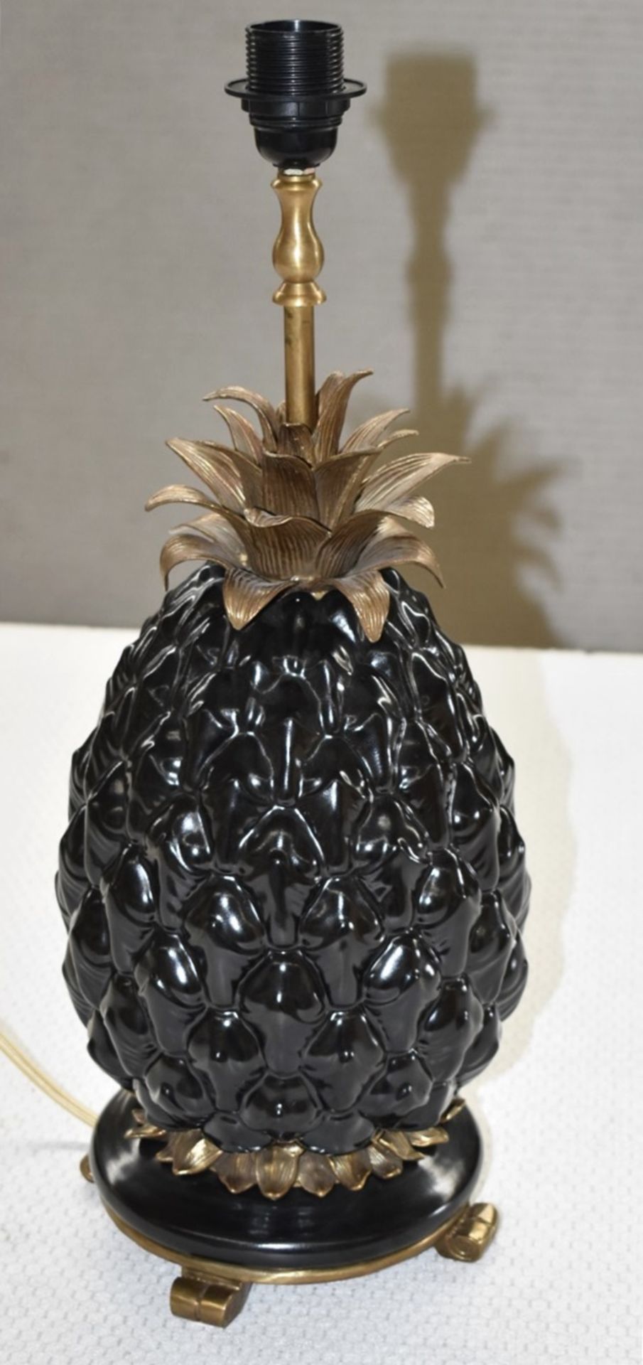 1 x HOUSE OF HACKNEY 'Ananas' Ceramic Pineapple Lamp Stand In Black - RRP £545.00 - Image 3 of 8