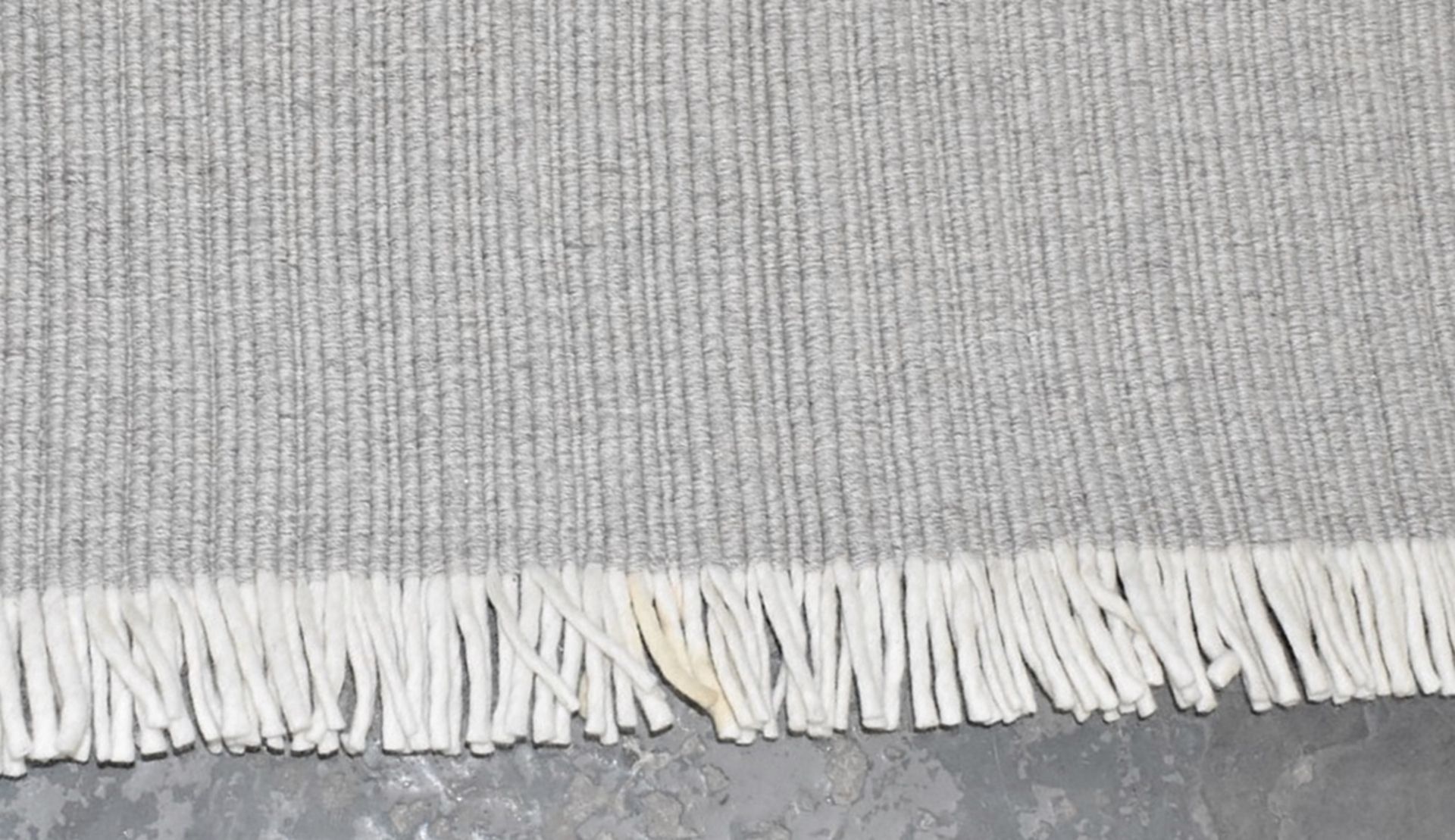 1 x MAXALTO B&B 'Timo' Luxury 100% Wool Rectangular Rug In Light Grey - 200 x 300cm - RRP £2,105 - Image 8 of 11