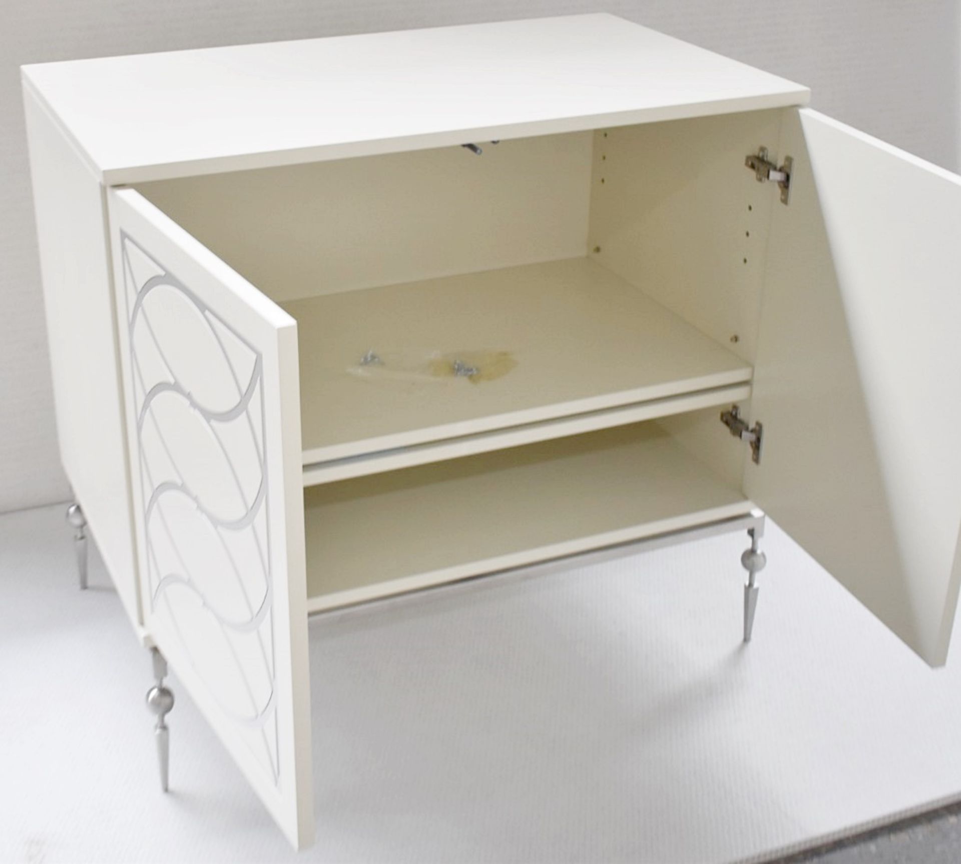 1 x JUSTIN VAN BREDA 'Margot' Beskoke 2-Door Cream Sideboard In Cream, With Stainless Steel Fretwork - Image 4 of 9