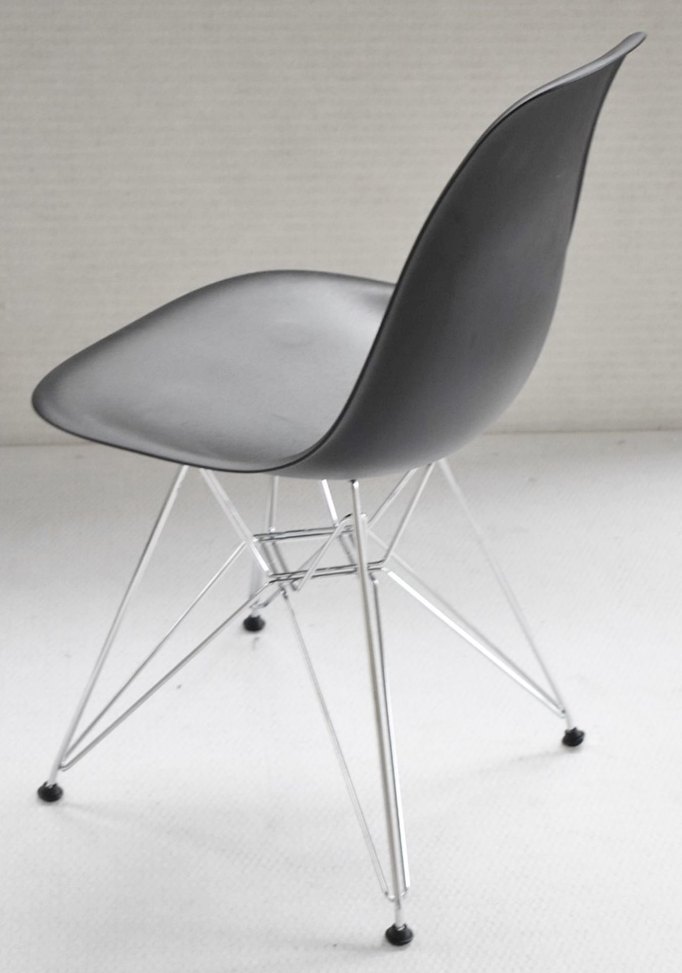 1 x VITRA Eames DSR Designer Plastic Chair In Black & Chrome - Original RRP £290.00 - Image 6 of 7