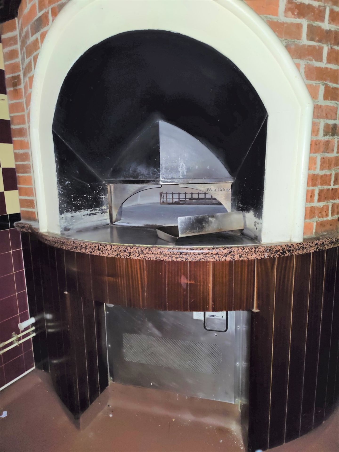 1 x Woodstone Mountain Series Commercial Gas Fired Pizza Oven - Approx RRP £25,000 - Image 2 of 9