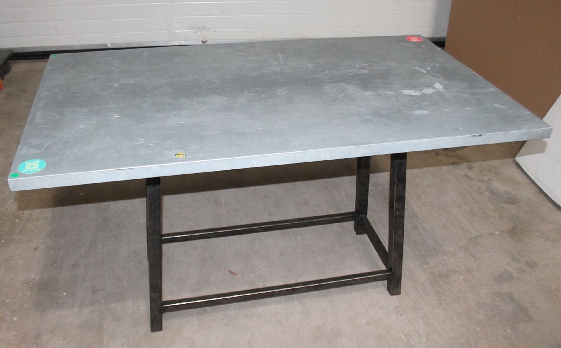1 x Industrial-Style Metal Topped Restaurant Table With A Welded Iron Base - Dimensions: H74 x - Image 4 of 6
