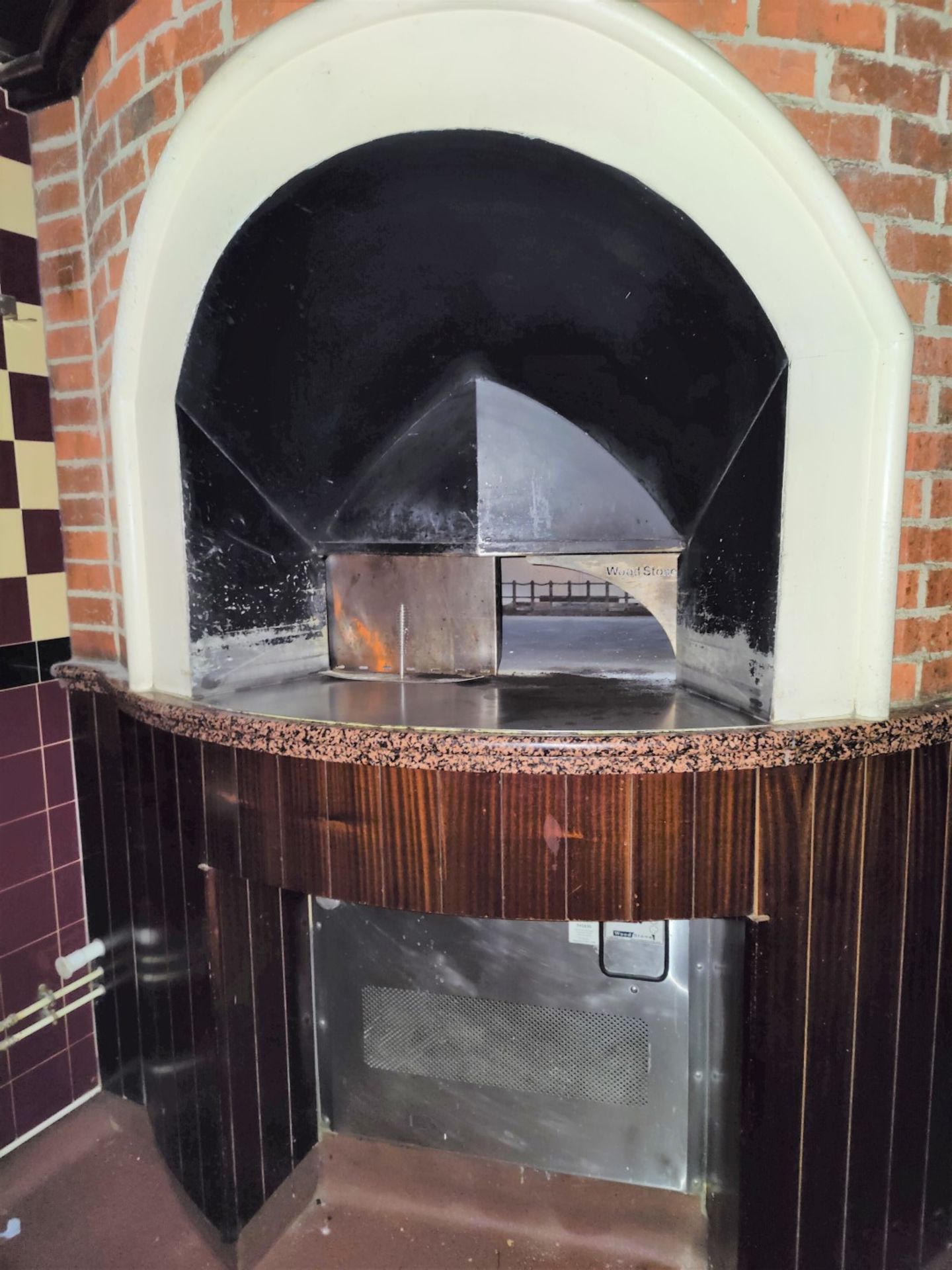 1 x Woodstone Mountain Series Commercial Gas Fired Pizza Oven - Approx RRP £25,000