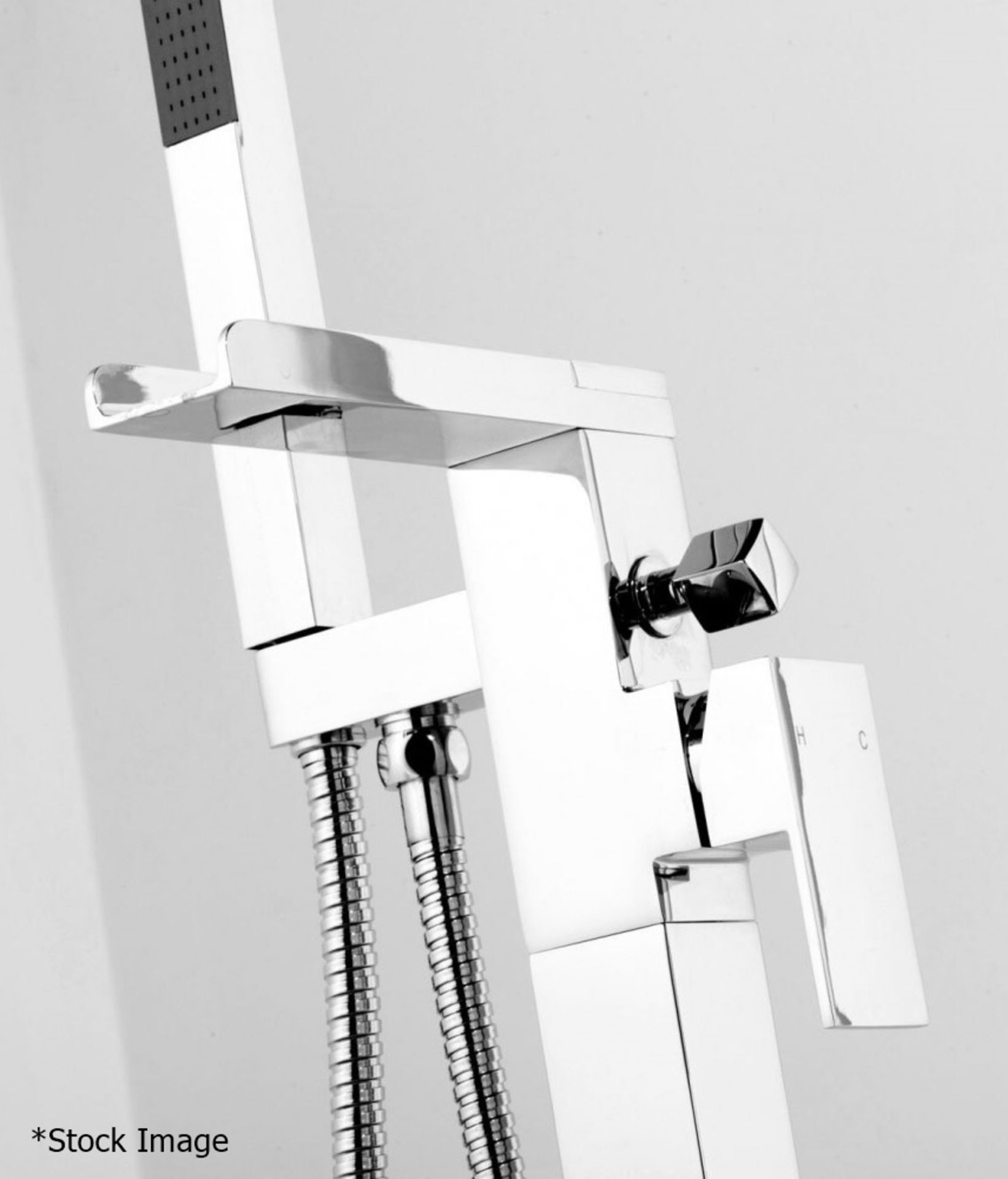 1 x 'Dunk' Freestanding Bath Shower Mixer - Ref: CT001 - New & Boxed Stock - RRP £348.00 - CL088 - - Image 2 of 3