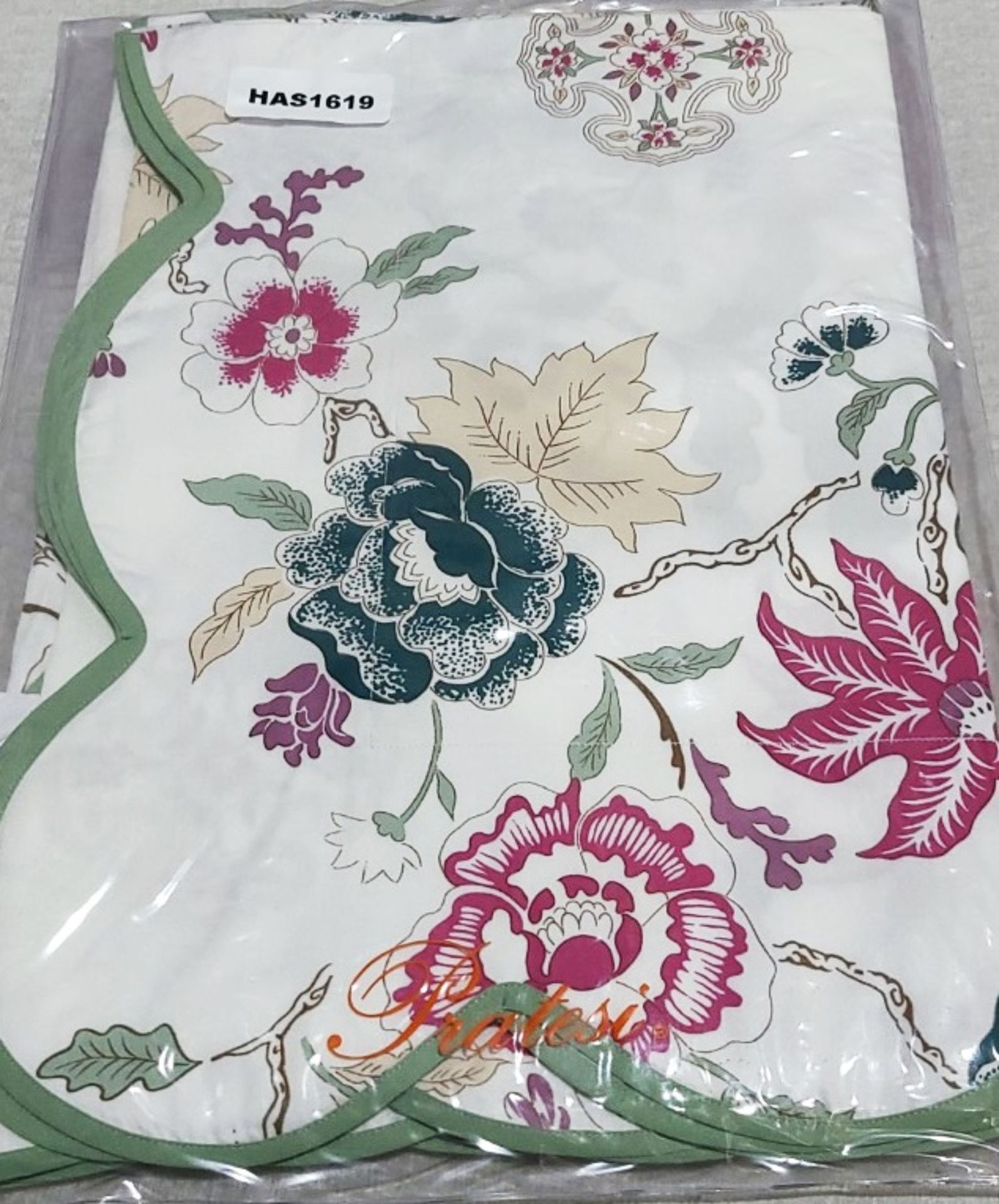 Set Of 2 x PRATESI Magenta & Green Cina Floral Print Shams (50x75cm) - Image 5 of 5