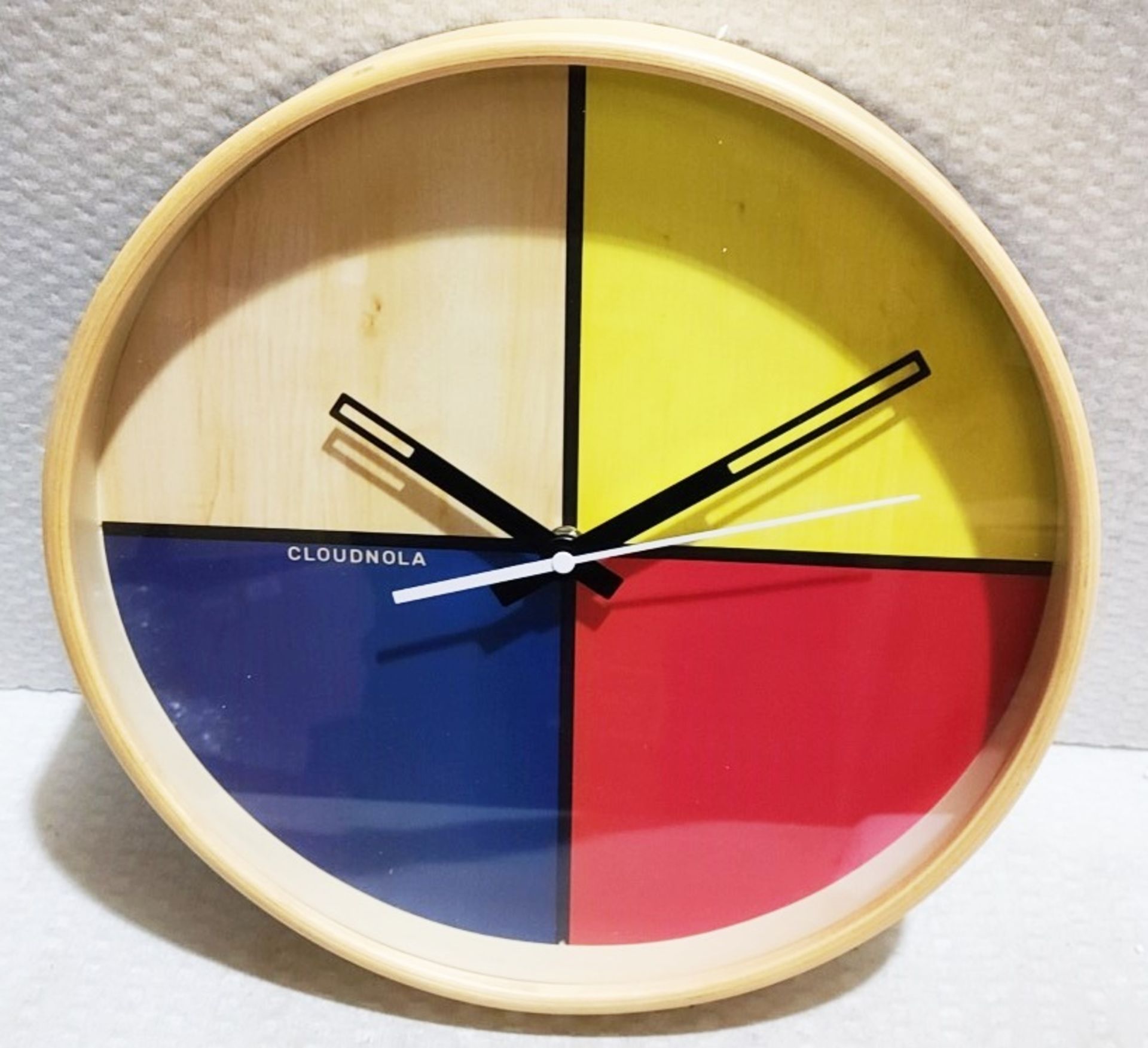 1 x CLOUDNOLA Contemporary Flur Yellow, Red, Blue & Birch Wall Clock With Offset Wooden Rim 30cm - Image 4 of 8