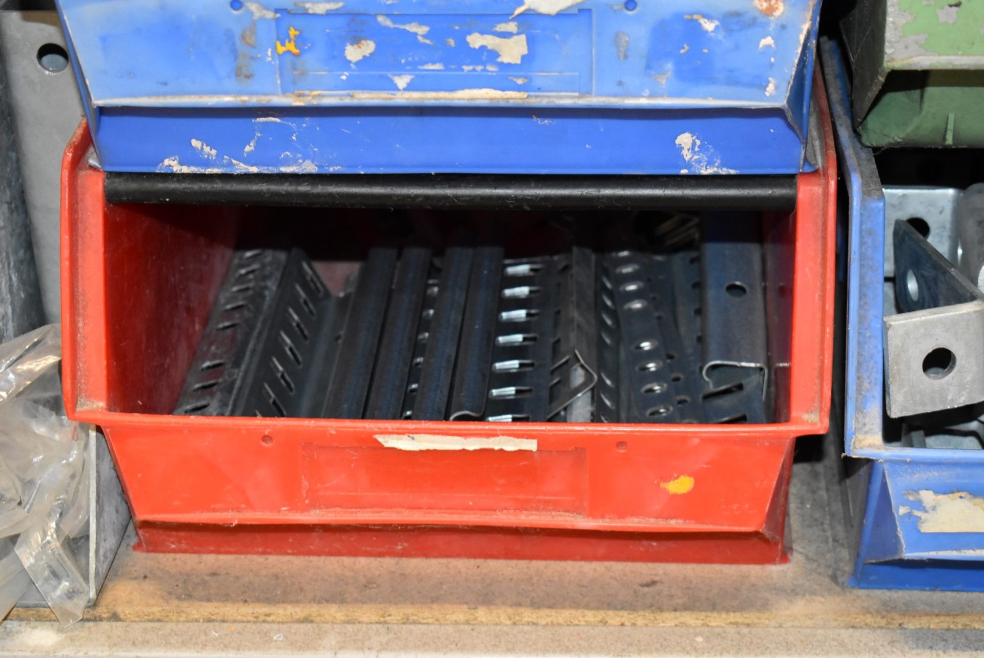 23 x Large Linbins With Contents - Includes Various Metal Conduit Fittings and Brackets - Image 10 of 25