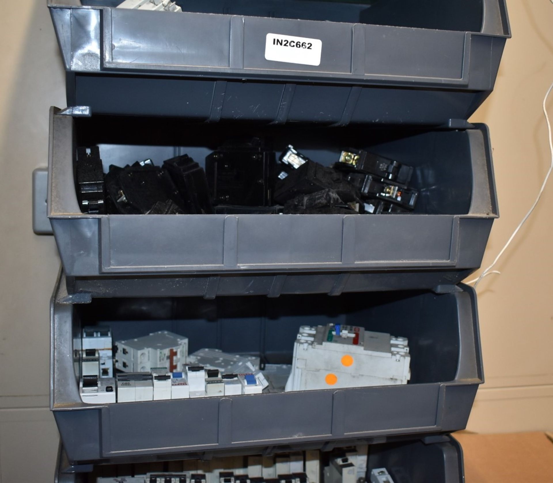 11 x Large Wide Linbins With Contents - Includes Assorted Circuit Breakers and More - Image 26 of 30